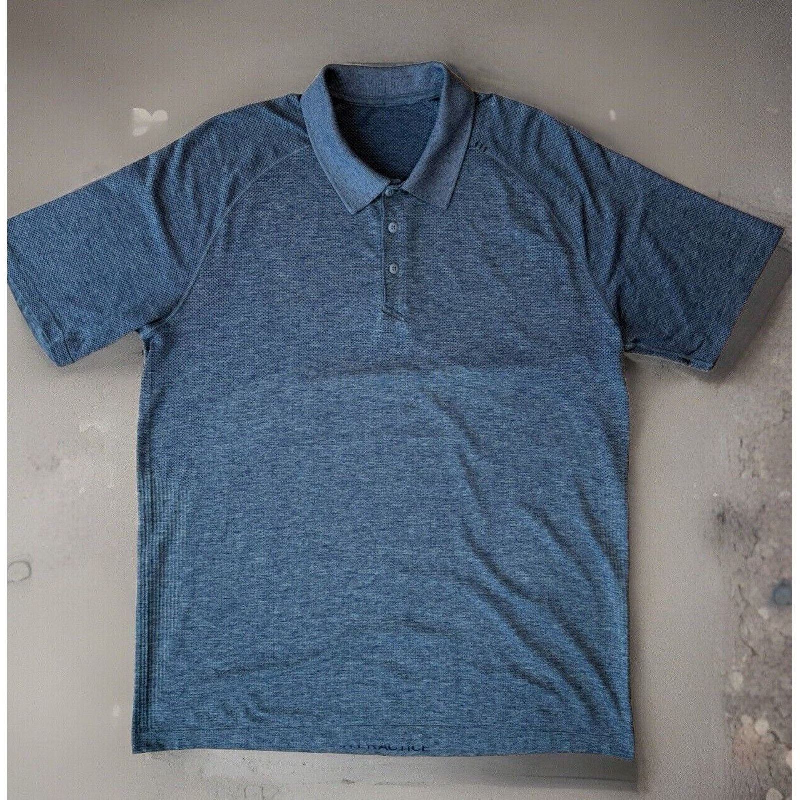 Lululemon Lululemon Polo Shirt Blue Short Sleeve Metal Vent Sportswear Size US XL / EU 56 / 4 - 1 Thumbnail