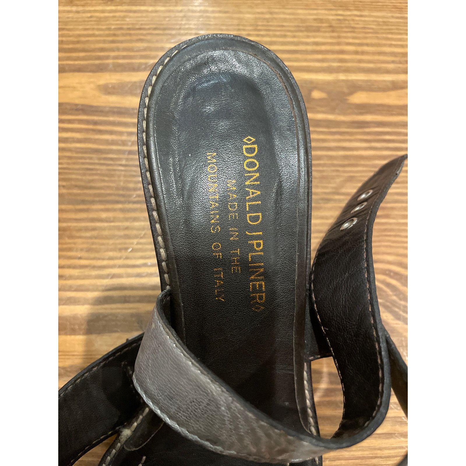 Donald Pliner Vtg Donald J Pliner Metallic Silver Cerel Block Heels,sz 7.5 Size US 7.5 / IT 37.5 - 3 Thumbnail