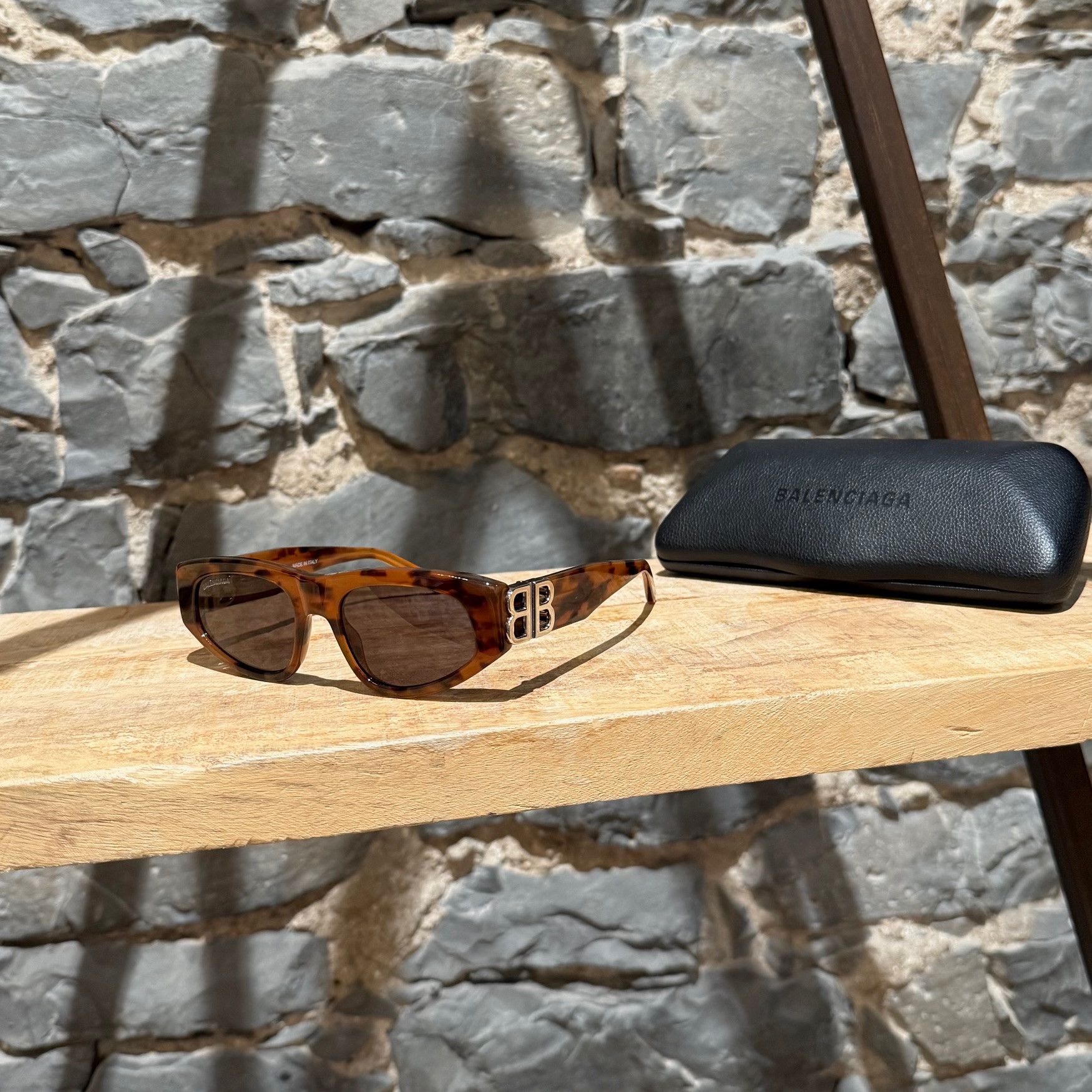 Balenciaga Balenciaga BB0095S Brown Cat Eyes Sunglasses Size ONE SIZE - 1 Thumbnail