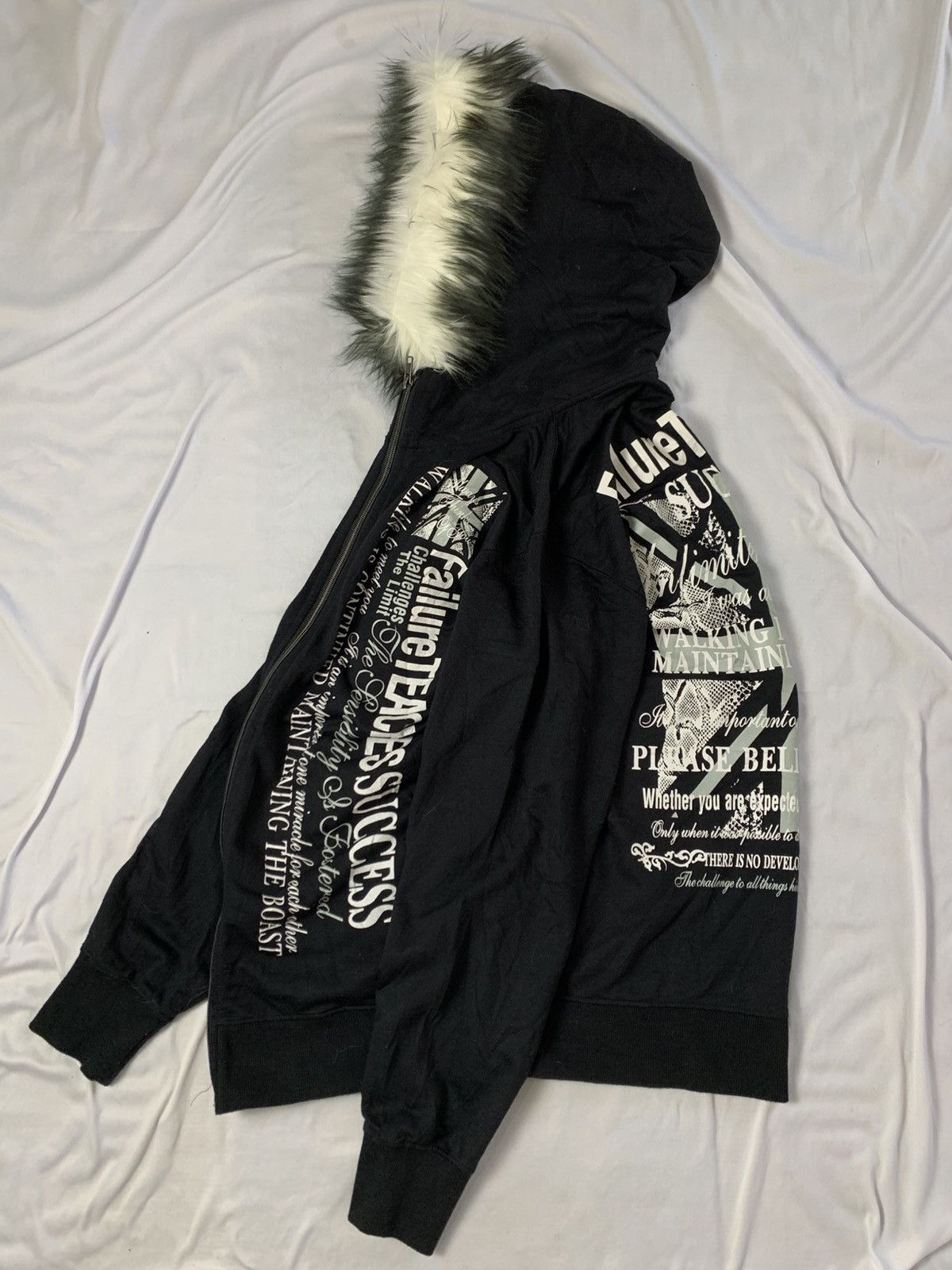Le Grande Bleu (L.G.B.) Fur hoodie japanese style beaumont carr vkei grunge punk Size US L / EU 52-54 / 3 - 2 Thumbnail