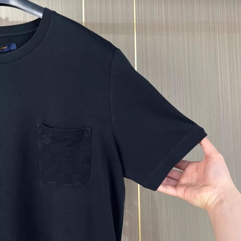 Louis Vuitton Louis Vuitton Black Checkered Short Sleeve TShirt-2506 Size US XL / EU 56 / 4 - 4 Thumbnail