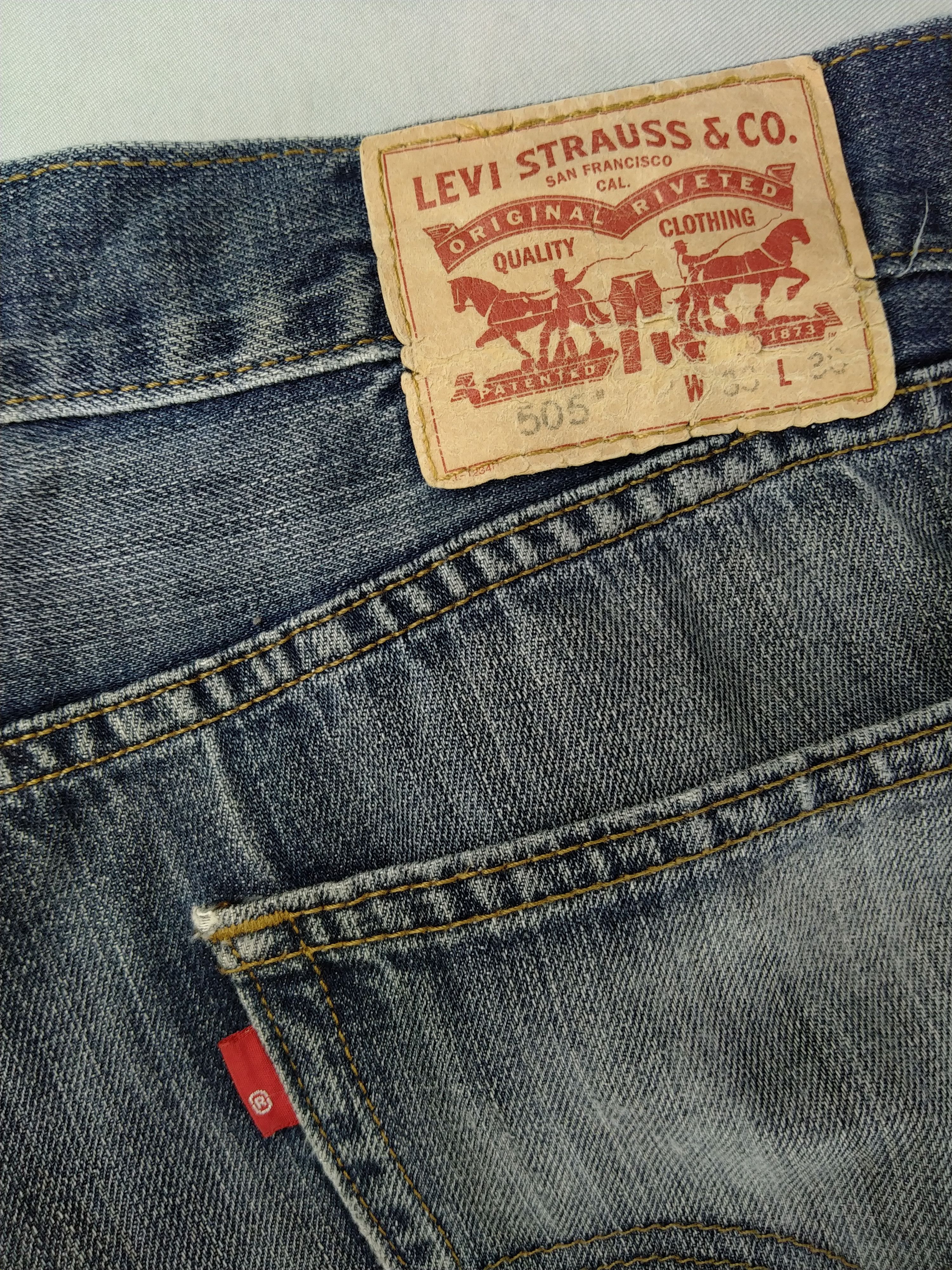 Levi's Faded Indigo Vintage Levi's 505 33x29.5 Denim -JG013 Size US 33 - 9 Thumbnail