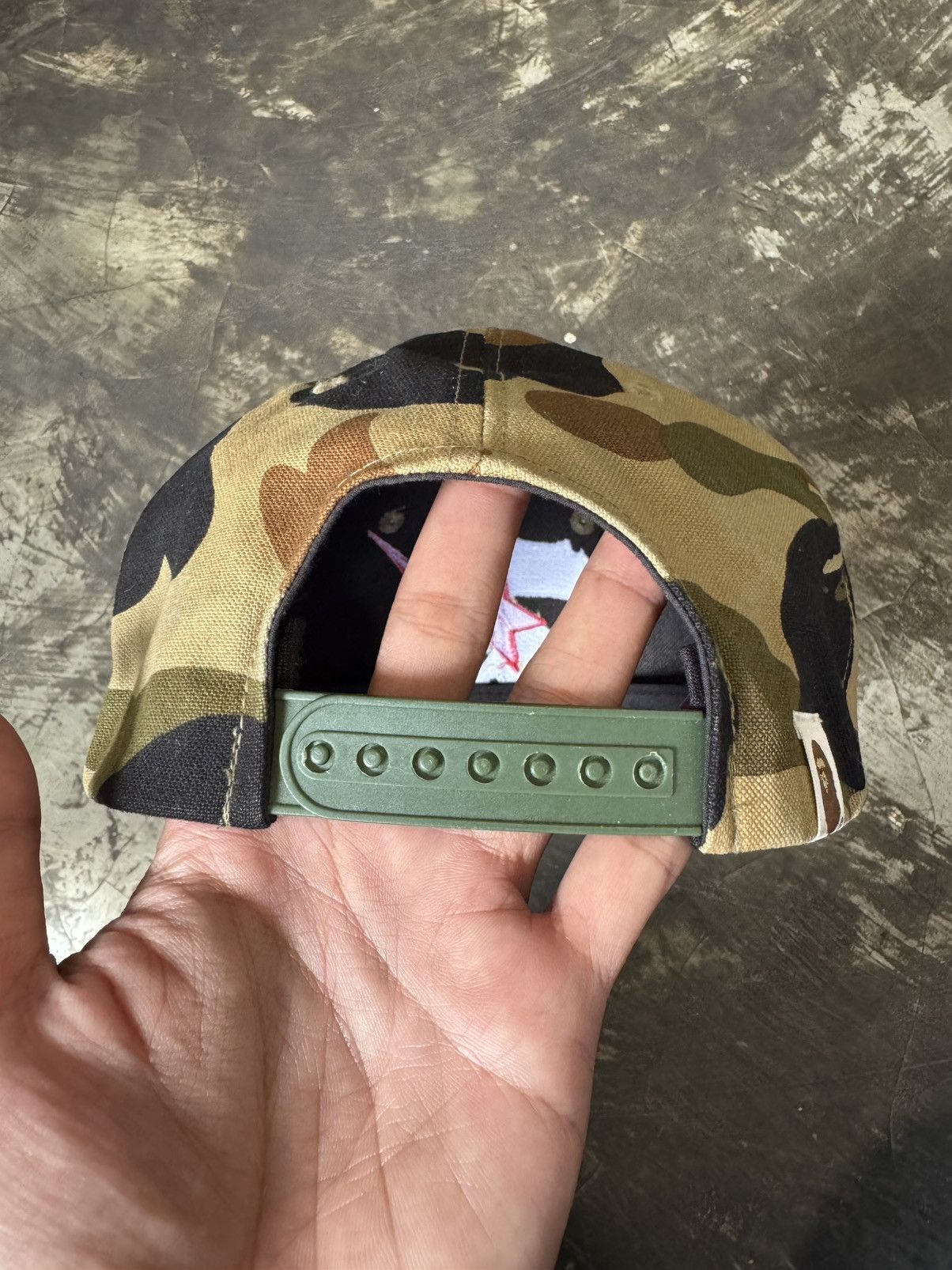 Bape VINTAGE BAPE CAMO HAT Size ONE SIZE - 4 Thumbnail