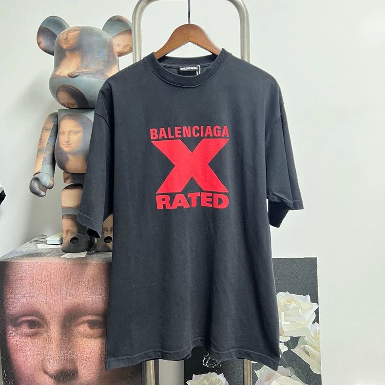 Balenciaga Balenciaga Printed Logo Short Sleeve Tee Size US S / EU 44-46 / 1 - 1 Thumbnail