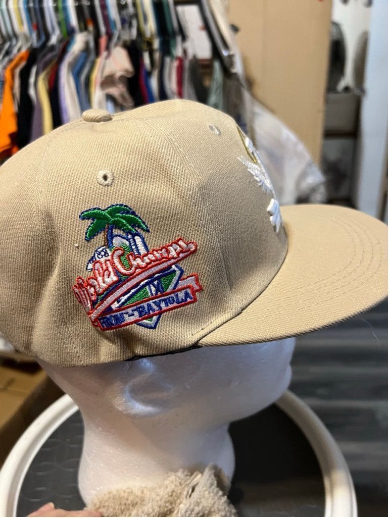 Other Men's Unbranded Beige White LA Wings Halo Snapback Hat Size ONE SIZE - 4 Thumbnail