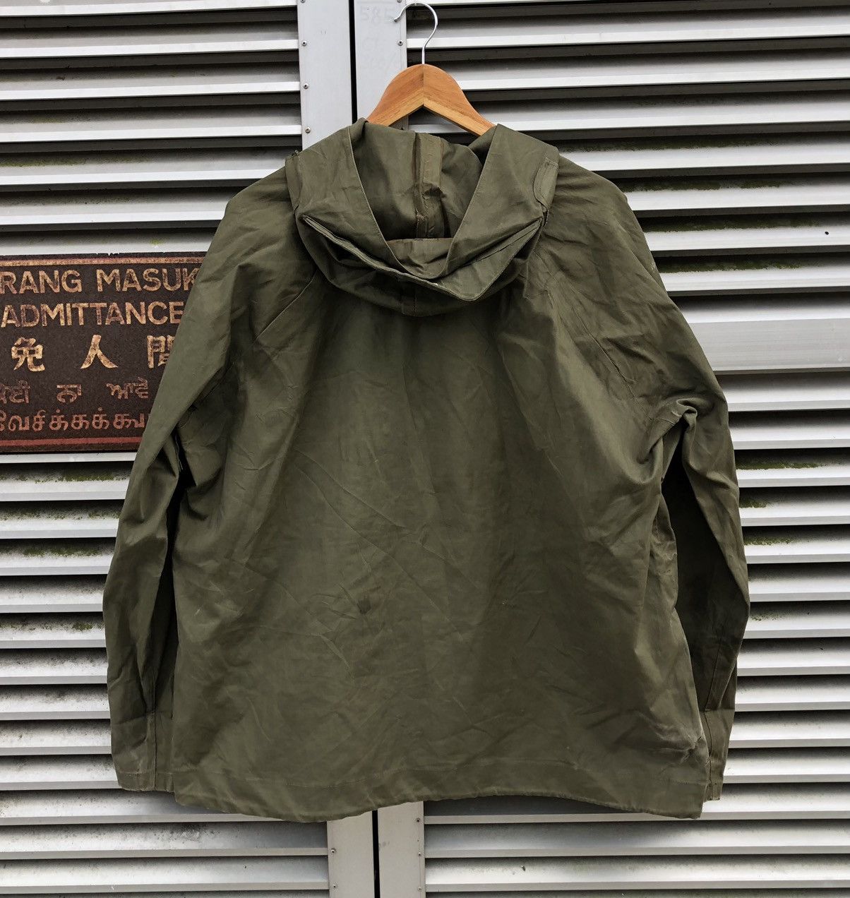 Vintage VTG USArmy Vietnam Era Wet Weather Thrashed Distressed Parka Size US M / EU 48-50 / 2 - 4 Thumbnail