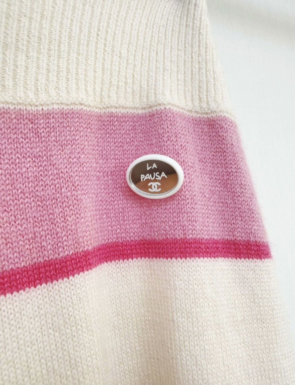 Chanel Chanel knitted skirt Size 36" / US 14 / IT 50 - 2 Thumbnail