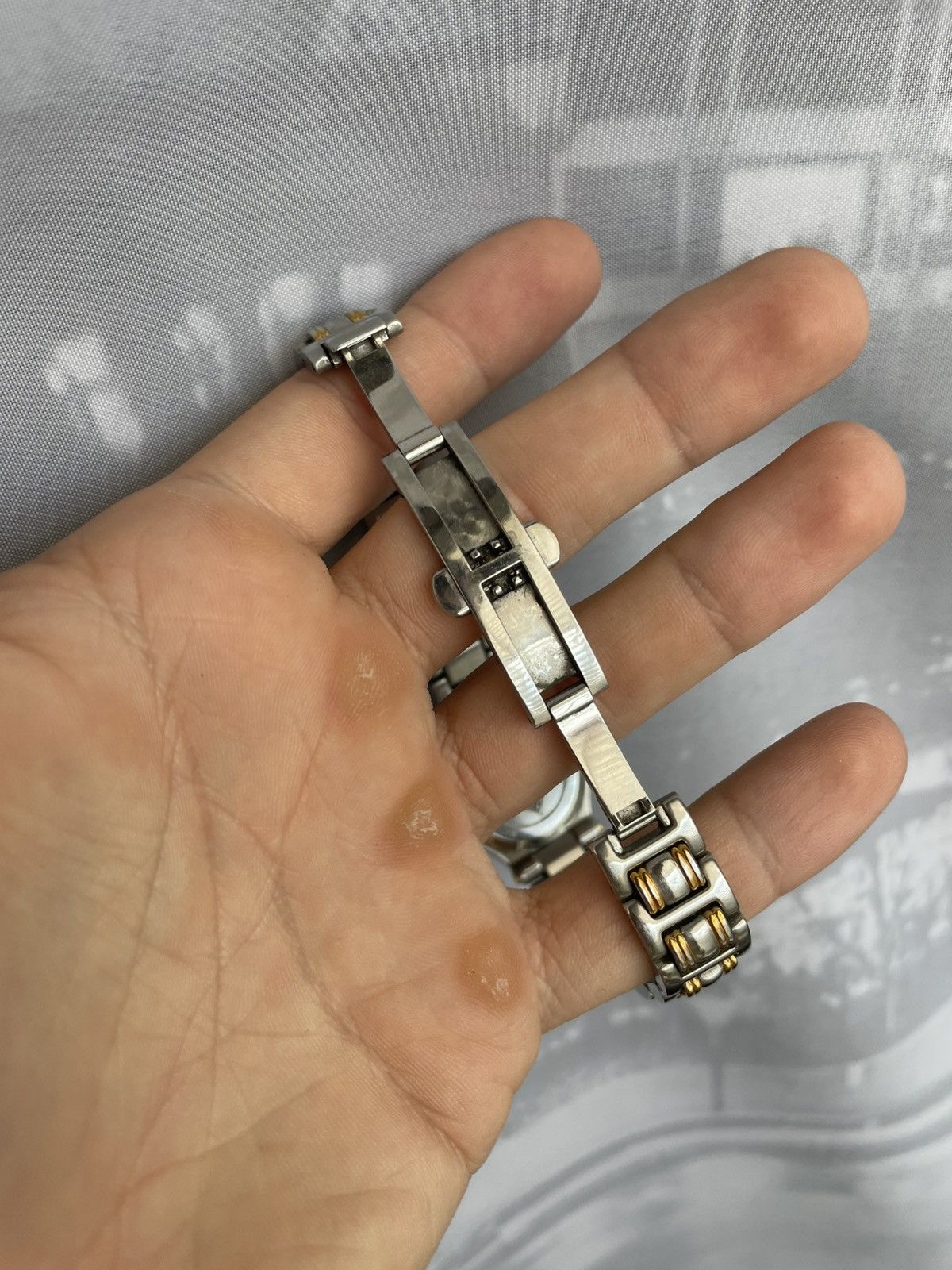 Gucci Gucci Watch 9000L Size ONE SIZE - 14 Thumbnail