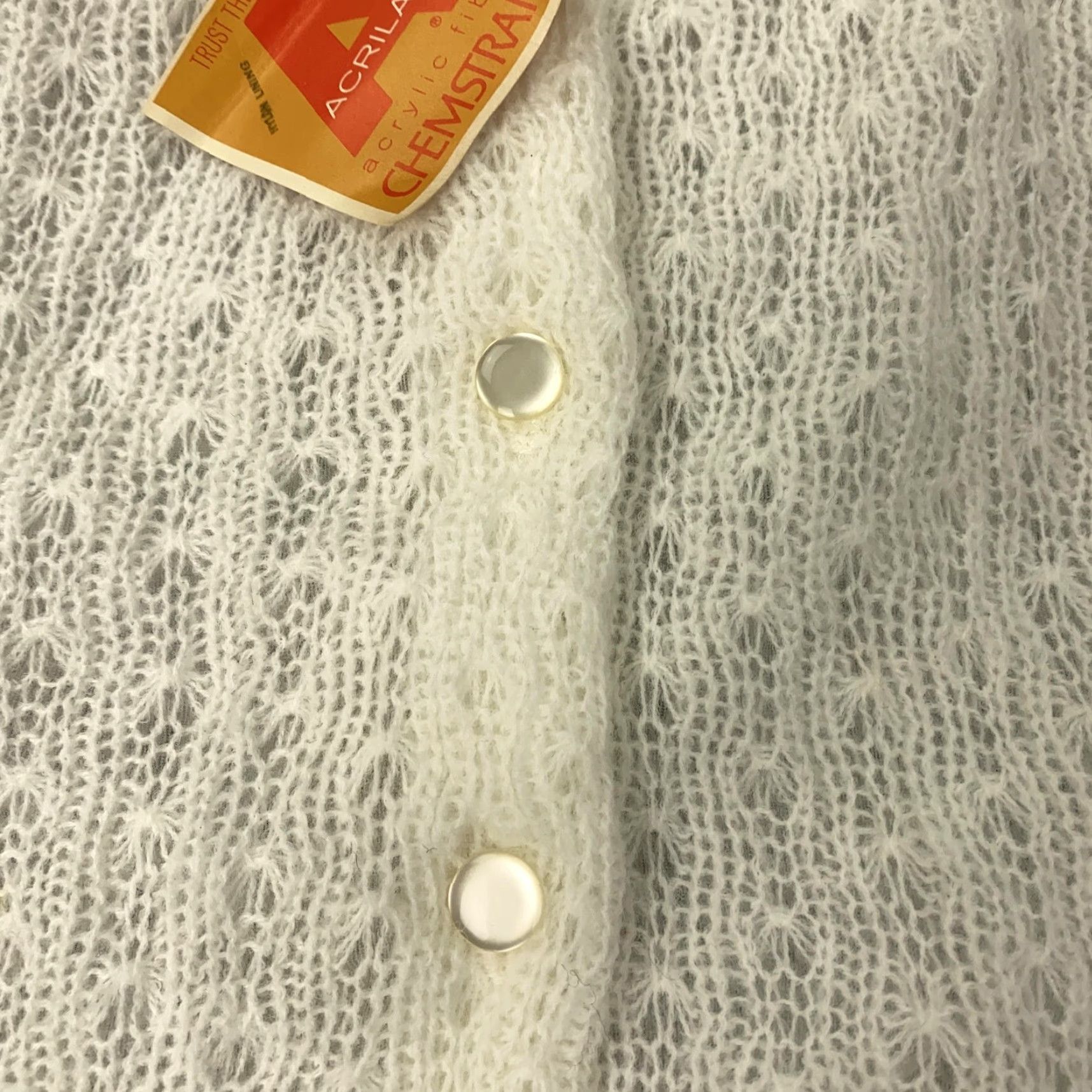 Vintage VINTAGE Acrilan Cardigan Womens Small White Knit Sweater Nylon Lined 60s 70s Size S / US 4 / IT 40 - 2 Thumbnail