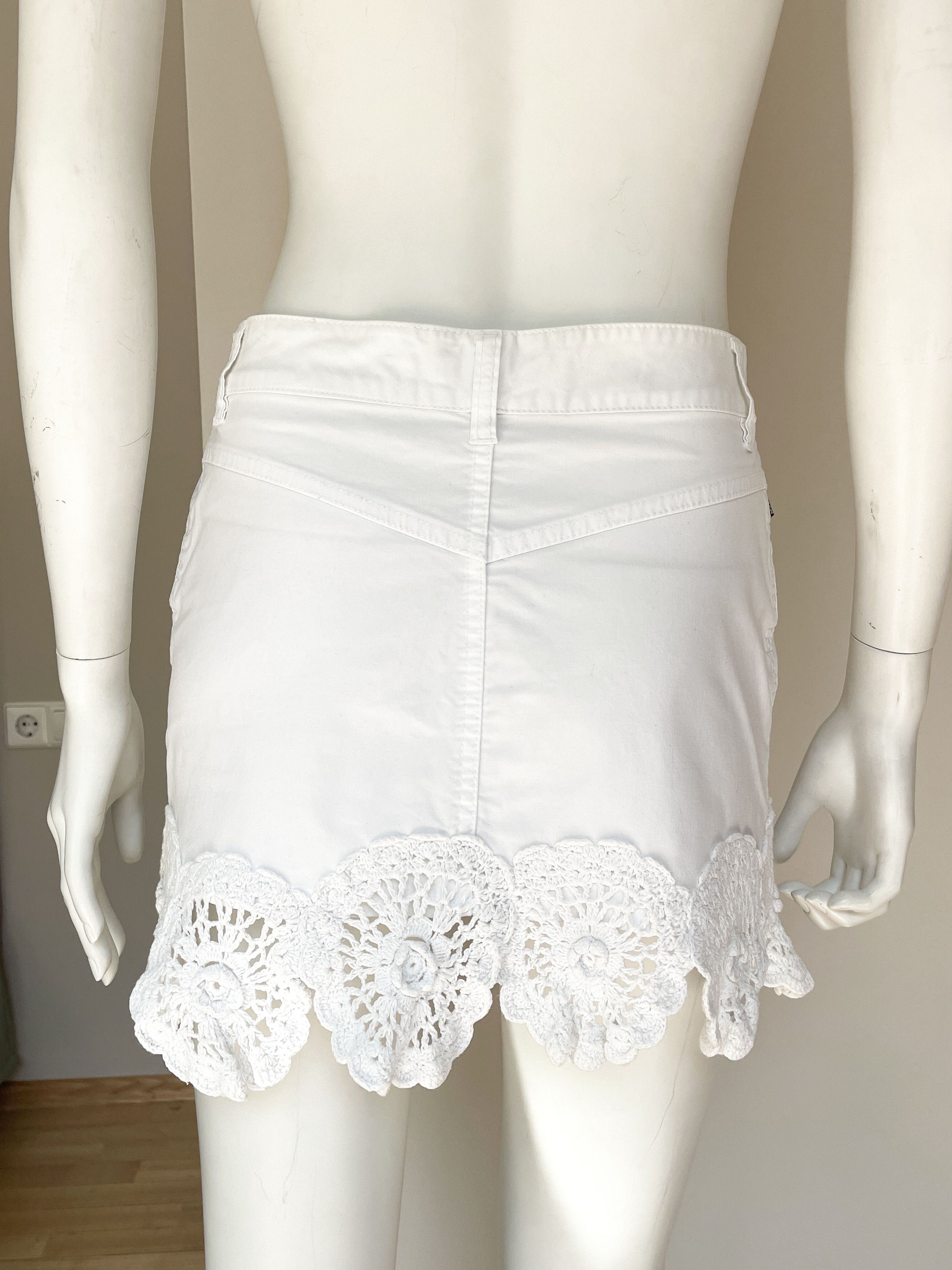 Moschino mini skirt Size 24" / US 00 / IT 34 - 4 Thumbnail