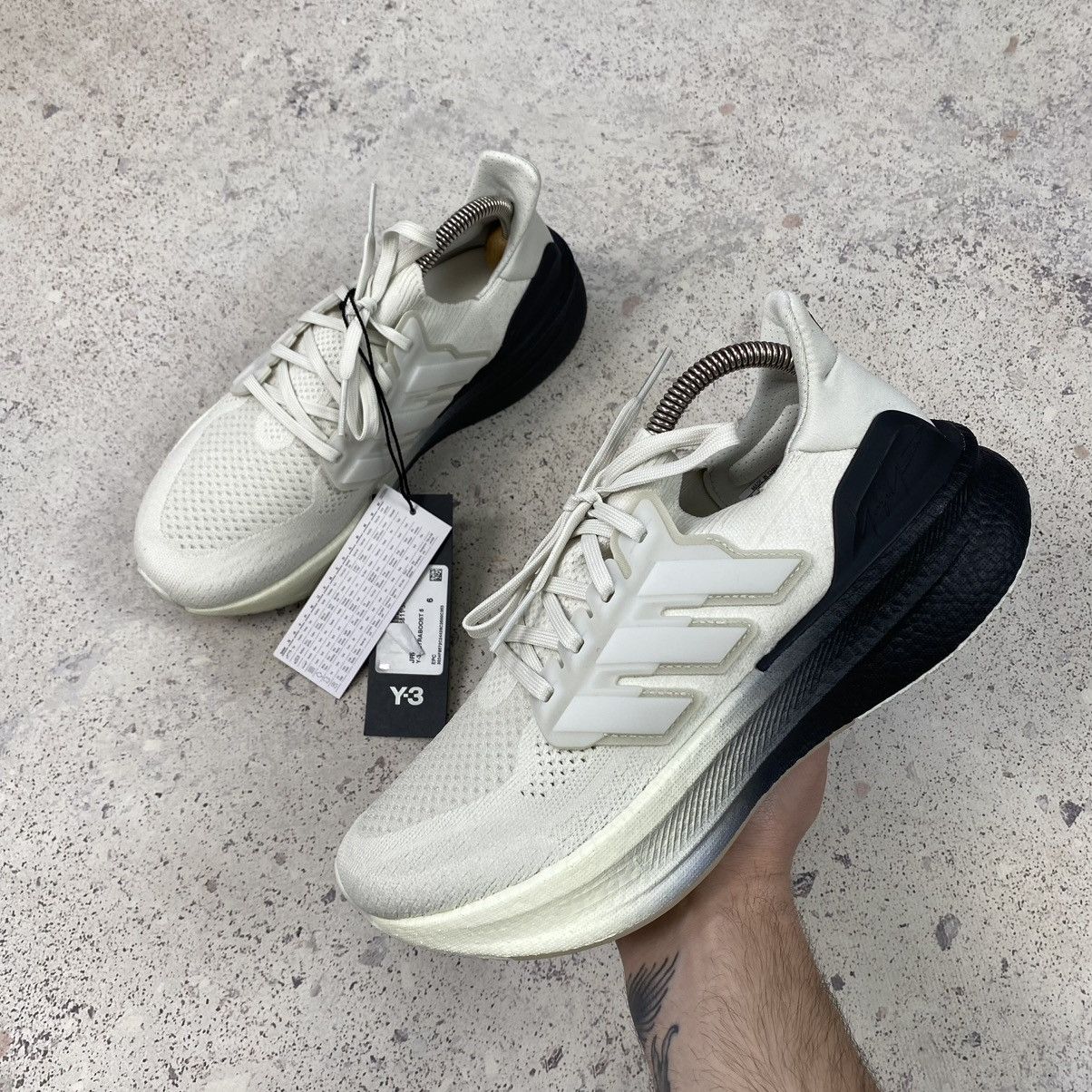 Y-3 ADIDAS Y-3 UltraBOOST 5 Yohji Yamamoto Grey/Black - JR6648 Size US 6 / EU 39 - 5 Thumbnail