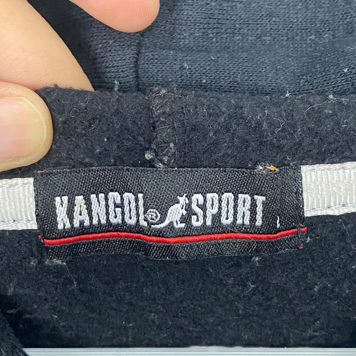 Vintage Vintage Kangol Embroidered Hoodie Black Pullover Jumper Sz M Size US M / EU 48-50 / 2 - 11 Thumbnail