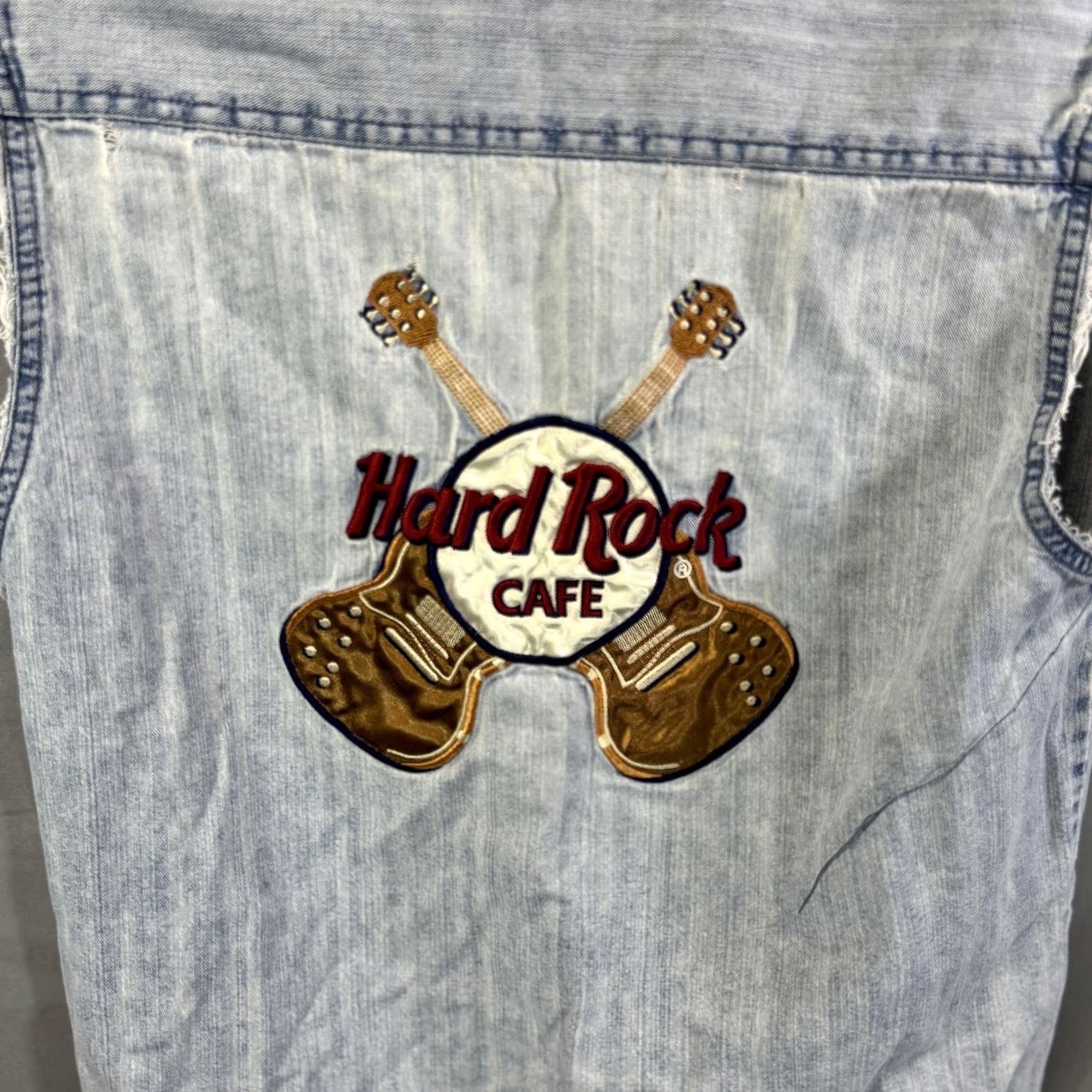 Hard Rock Cafe VINTAGE Hard Rock Cafe Denim Vest Mens M Blue Embroidered 90s Rock Biker Leather? No, Denim vest is fabric. Size US M / EU 48-50 / 2 - 3 Thumbnail