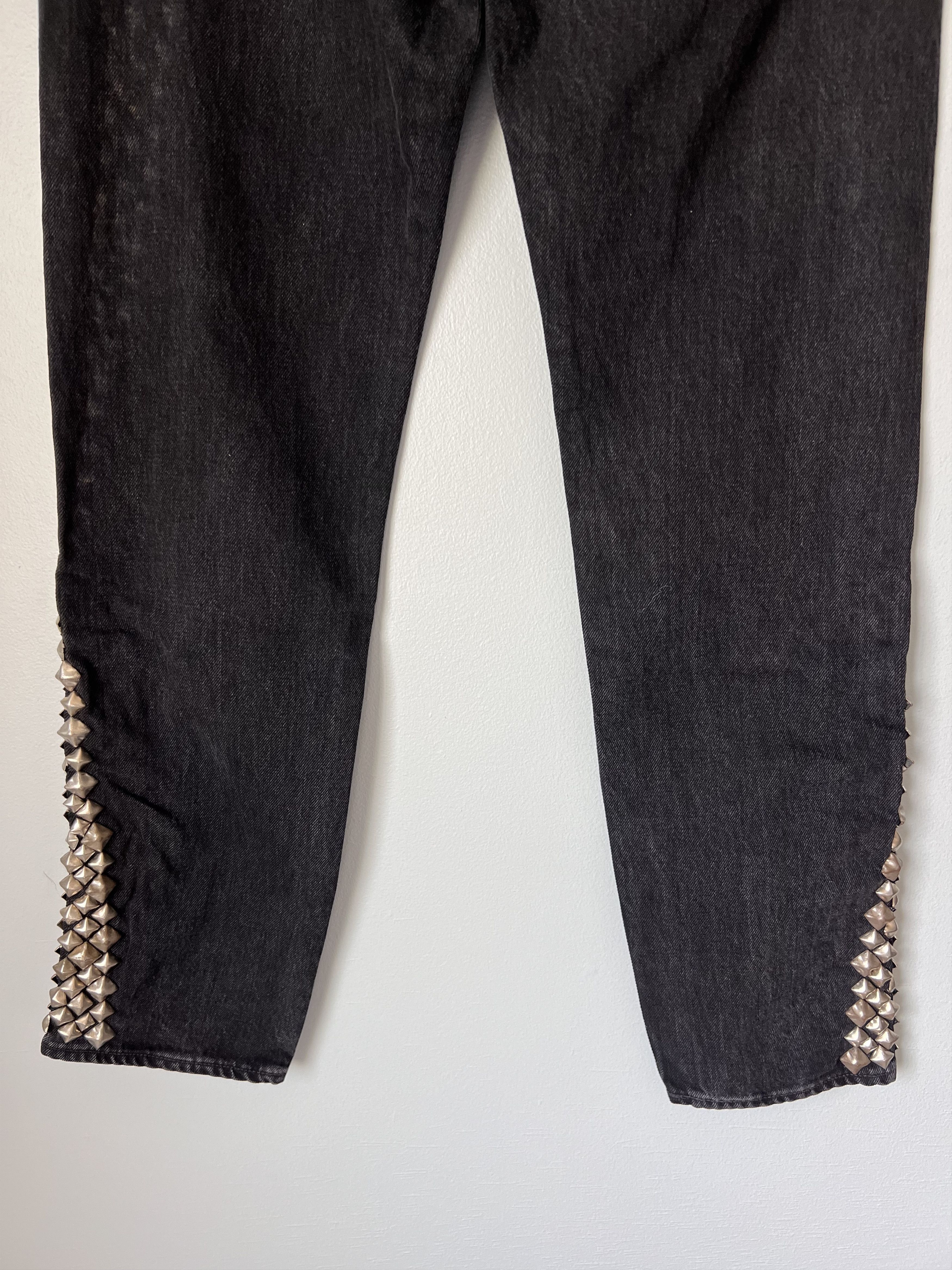 DENIM TEARS × Levi's Denim Tears Levi's Rockers Style Studded Jeans in Black Size US 31 - 8 Thumbnail