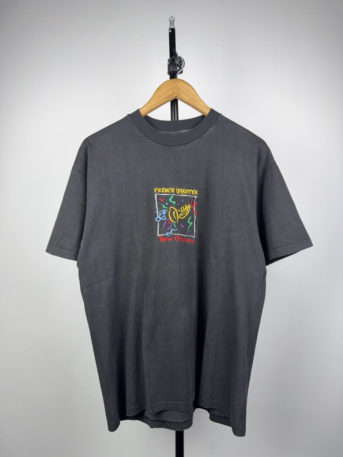 Vintage Vintage 90s French Quarter New Orleans Jazz Graphic T-Shirt Size US M / EU 48-50 / 2 - 1 Thumbnail