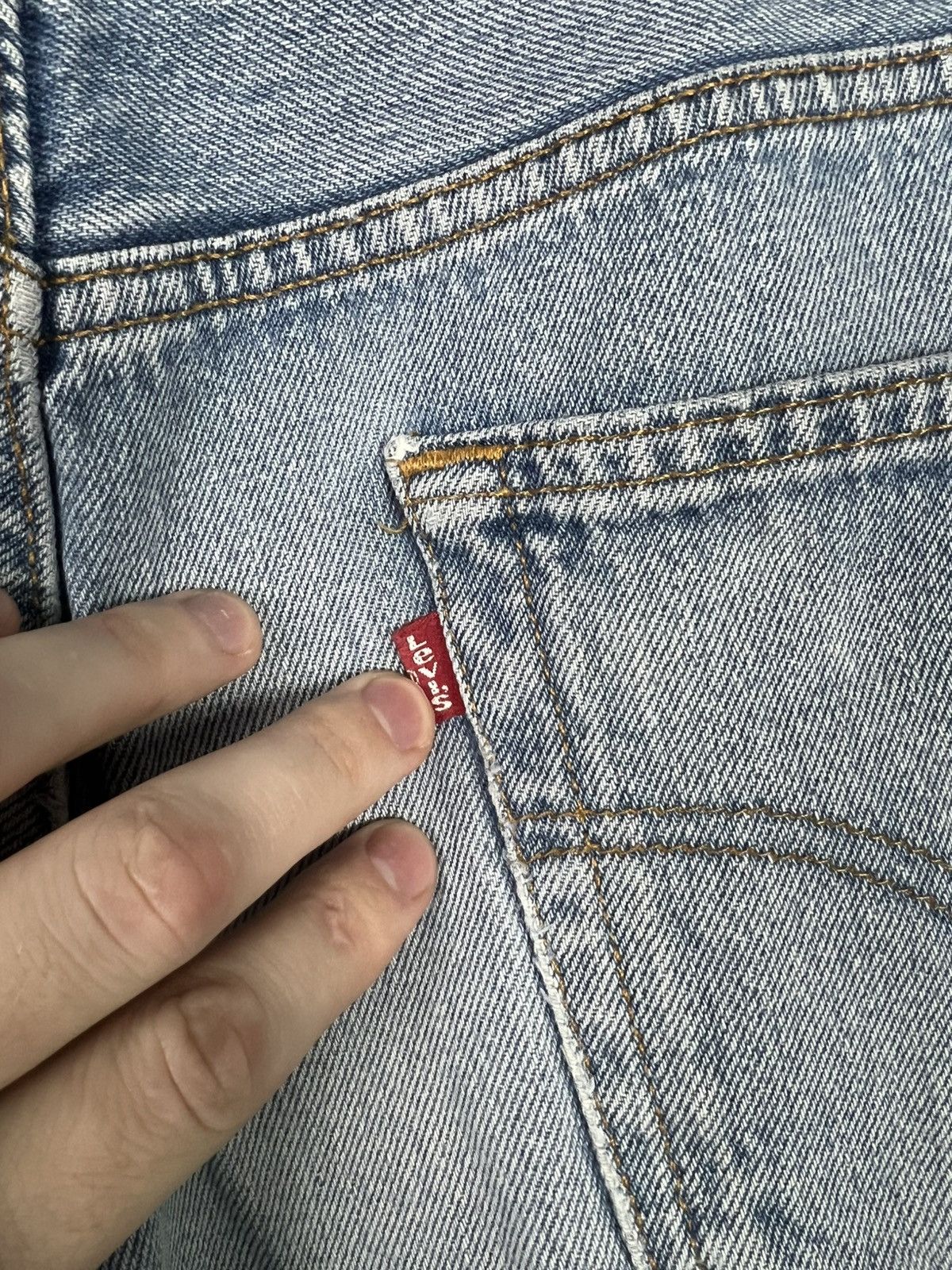 Levi's Vintage Levi’s 501 made in UK Men’s jeans Size US 36 / EU 52 - 3 Thumbnail