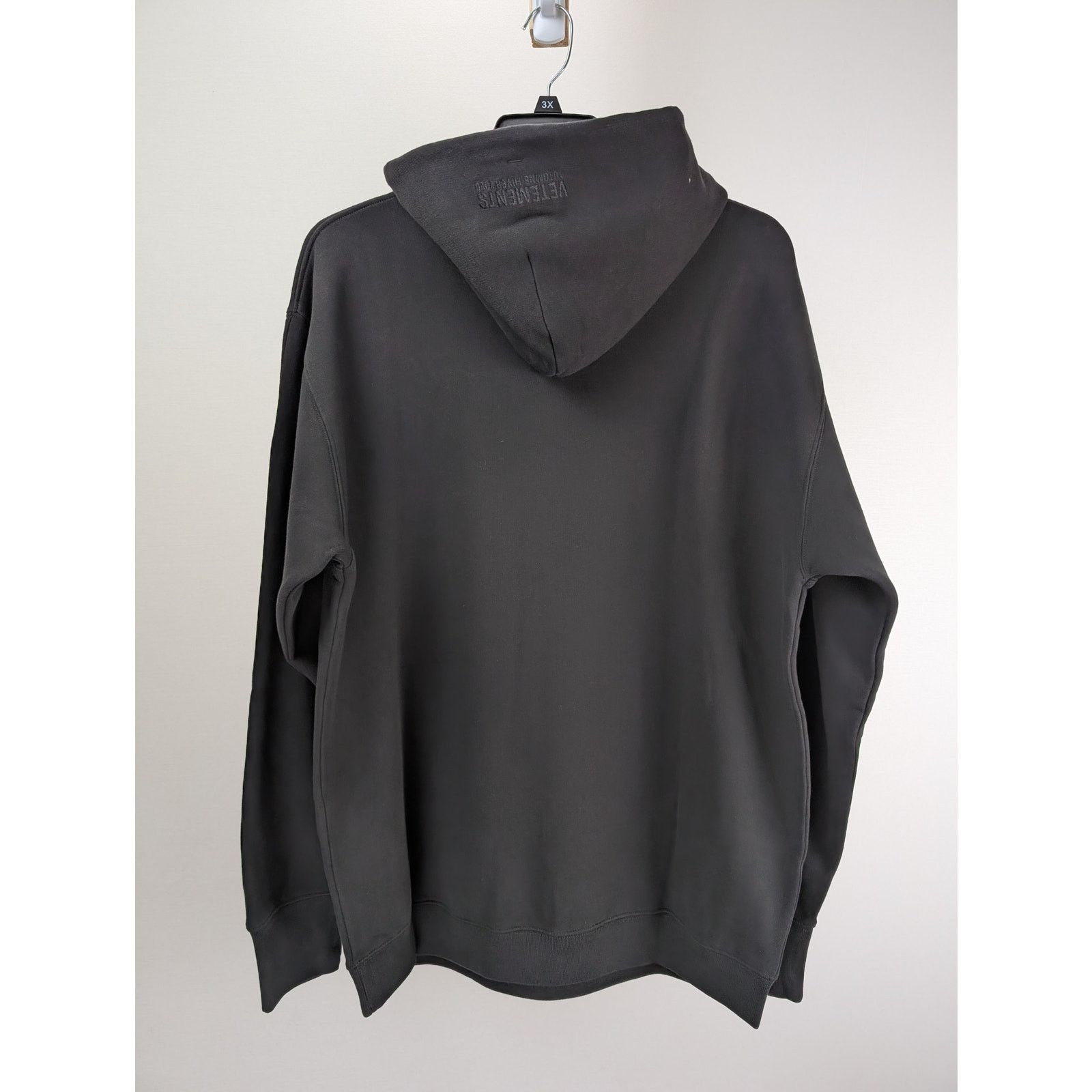 Vetements o1rshd1 Q:2 / Interpool Hoodie in Black Size US S / EU 44-46 / 1 - 8 Thumbnail