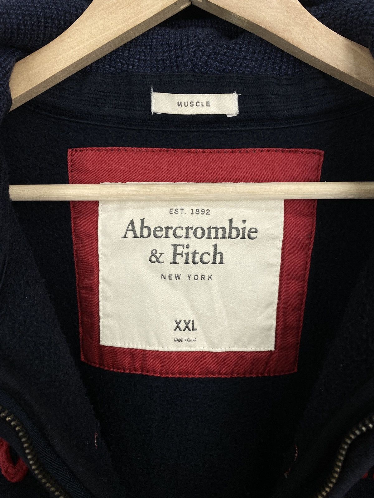 Abercrombie & Fitch 🇺🇸 Y2K Abercrombie Fitch New York Thrashed Hoodie Opium Style Size US XL / EU 56 / 4 - 6 Thumbnail