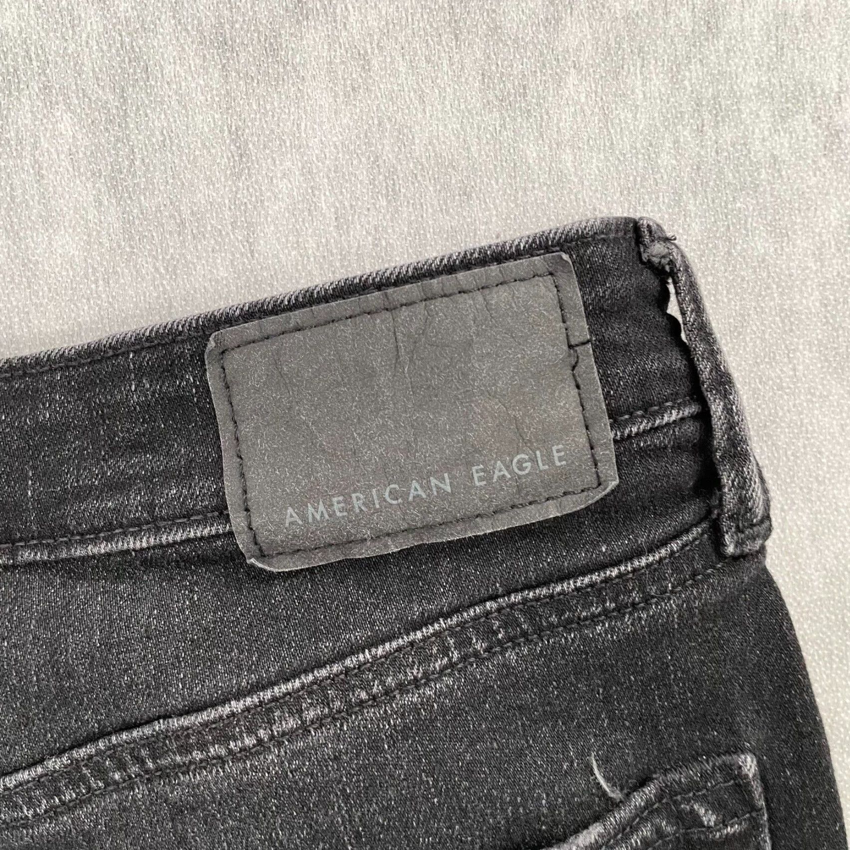 American Eagle Outfitters VINTAGE American Eagle Jeans Mens Skinny Fit 31 Black Distressed Stretch Denim Athletic Rise Size US 31 - 5 Thumbnail