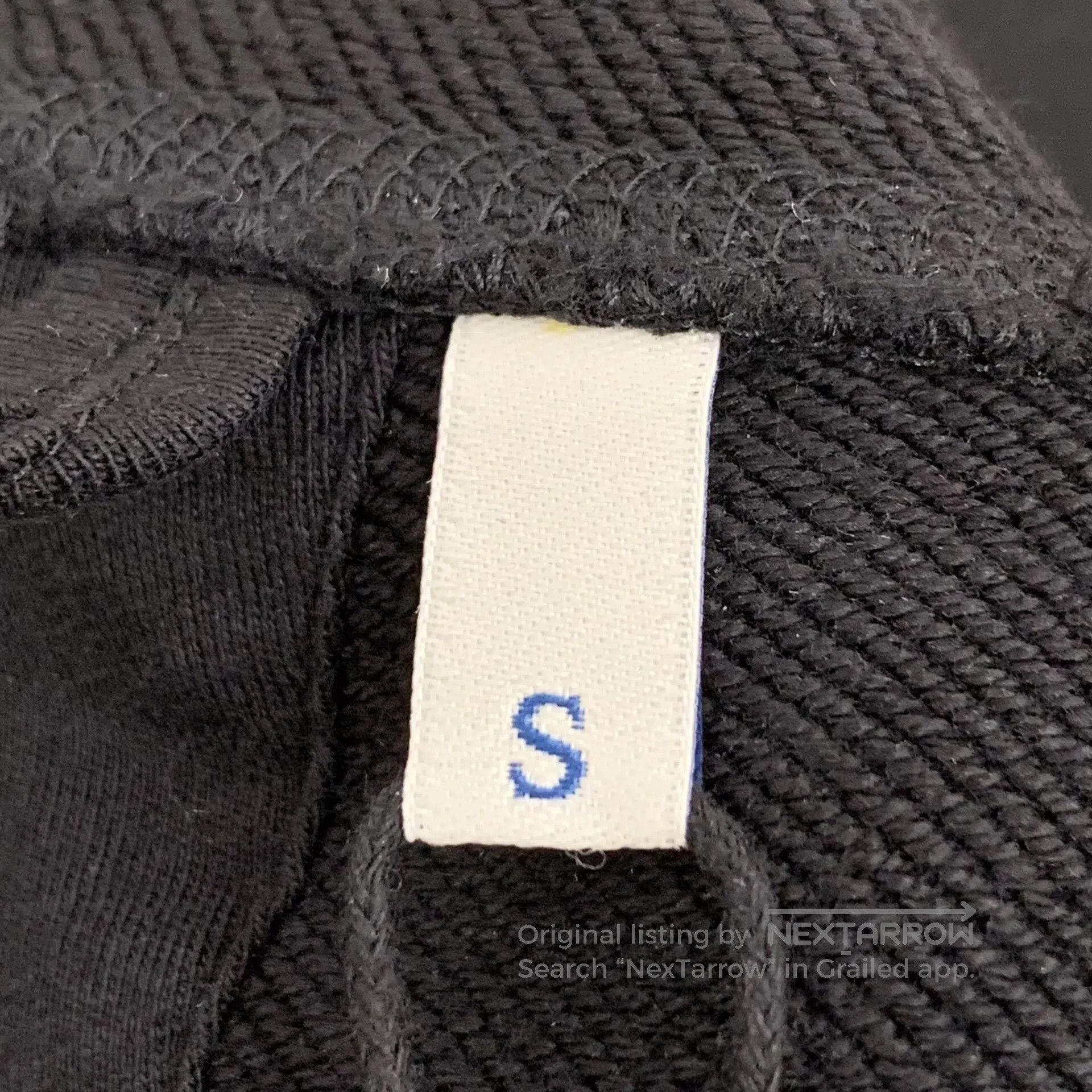 Moncler Moncler Black logo patch cotton round neck long sleeve swe Size US S / EU 44-46 / 1 - 7 Thumbnail