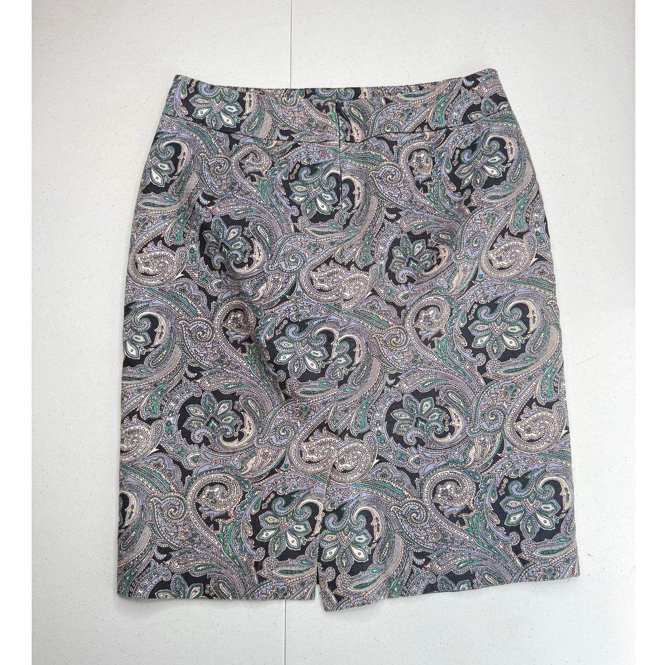 Ann Taylor Ann Taylor Womens Pencil Skirt Paisley Pattern Back Slit Size 27" / US 4 / IT 40 - 2 Thumbnail