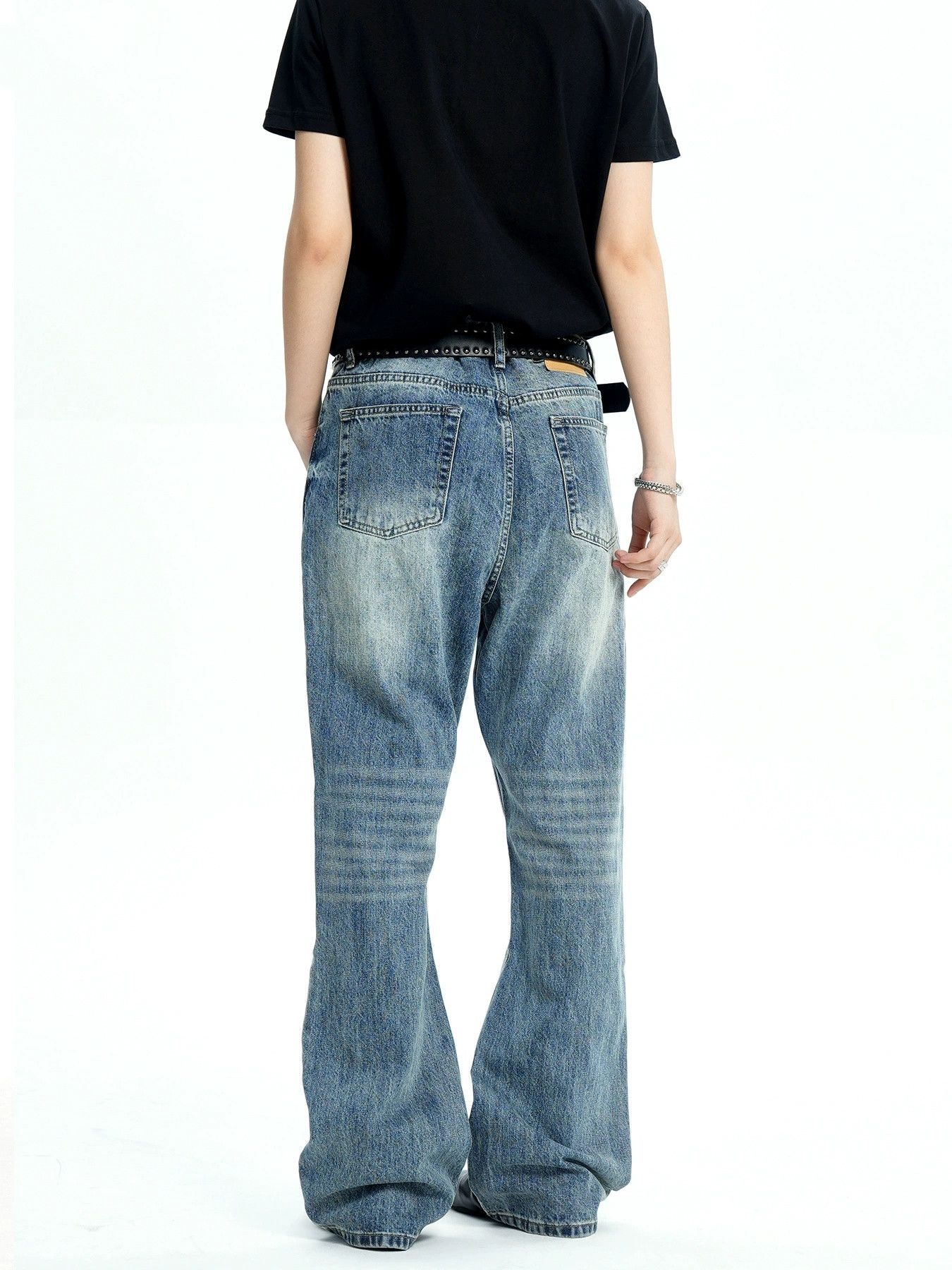 Jean Men's Blue Washed Curved-Cut Flared Jeans Size US 32 / EU 48 - 4 Thumbnail