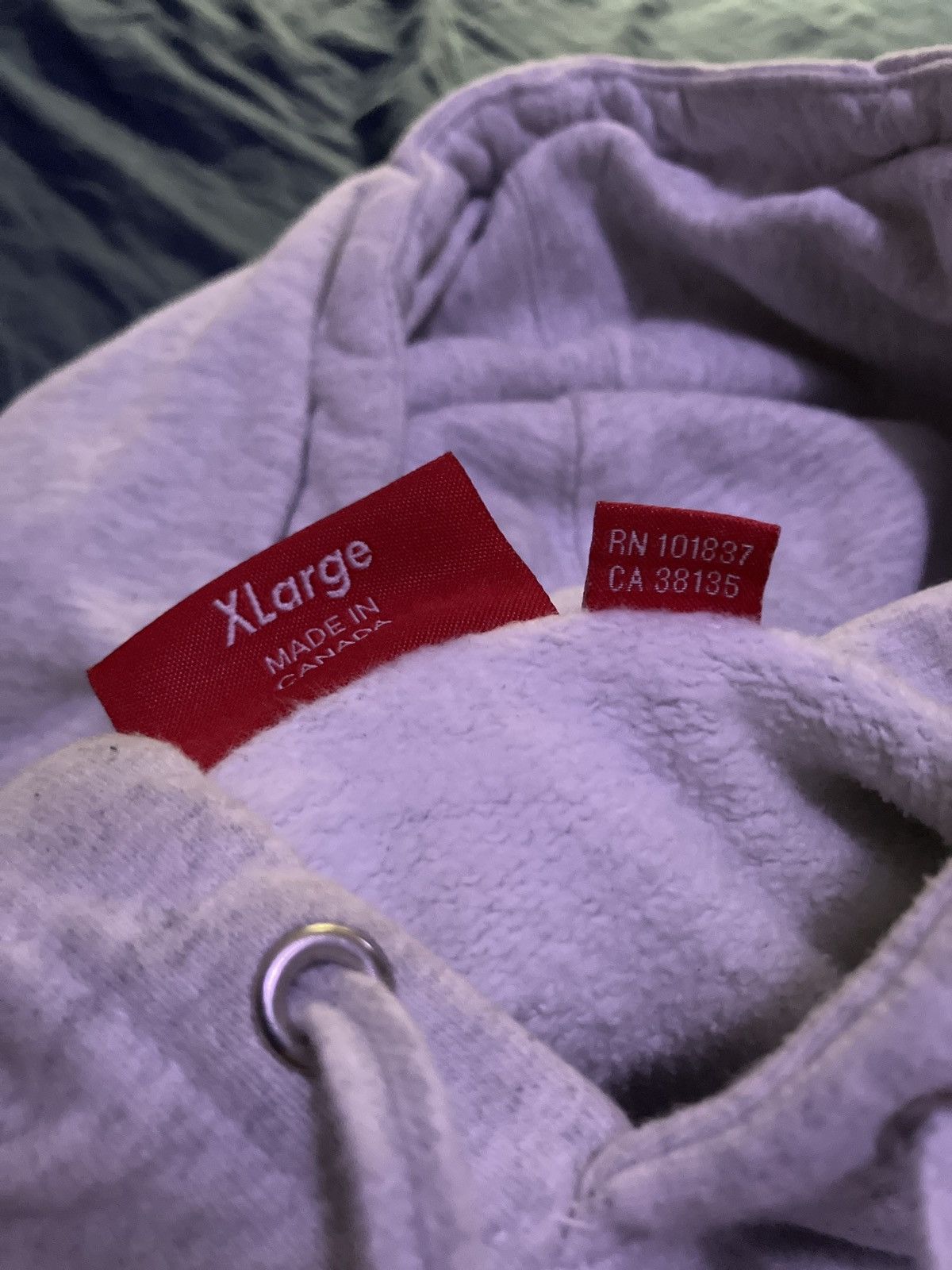 Supreme Supreme Stop Crying White Hoodie Size US XL / EU 56 / 4 - 6 Thumbnail