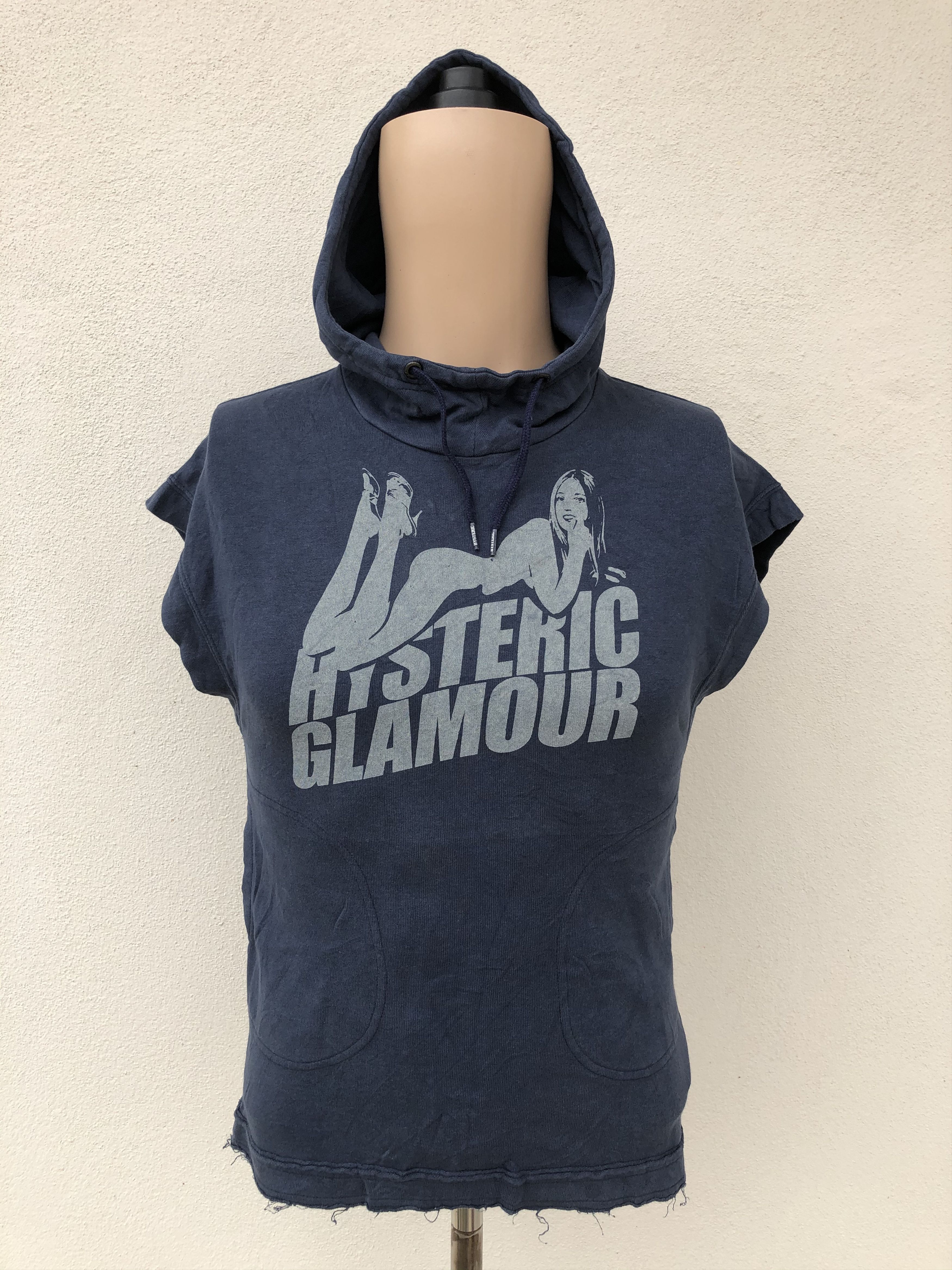 Hysteric Glamour Hysteric Glamour Pin-up Girl Sleeveless Hoodie Navy Blue Size M / US 6-8 / IT 42-44 - 1 Thumbnail