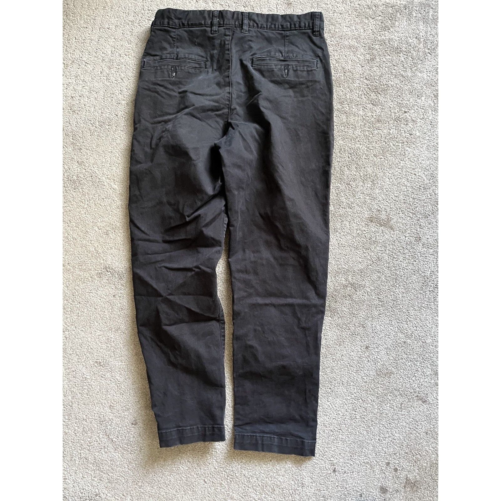 H&M H M Men Pants 32x29 Black Cotton Straight Leg Regular Fit Flat Front Chino Mens Pants Casual City 32 Black Cotton Straight Leg Regular Fit Chino Size US 32 / EU 48 - 3 Thumbnail