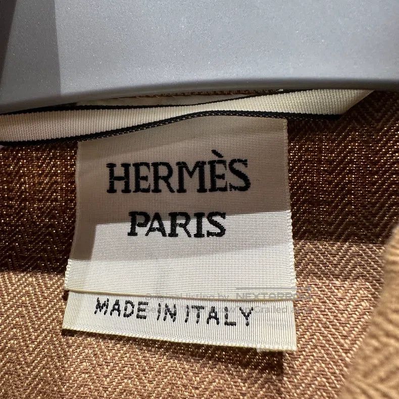 Hermes Hermes Contrast Leather Logo Back Cutout Jacket Size XS / US 0-2 / IT 36-38 - 3 Thumbnail