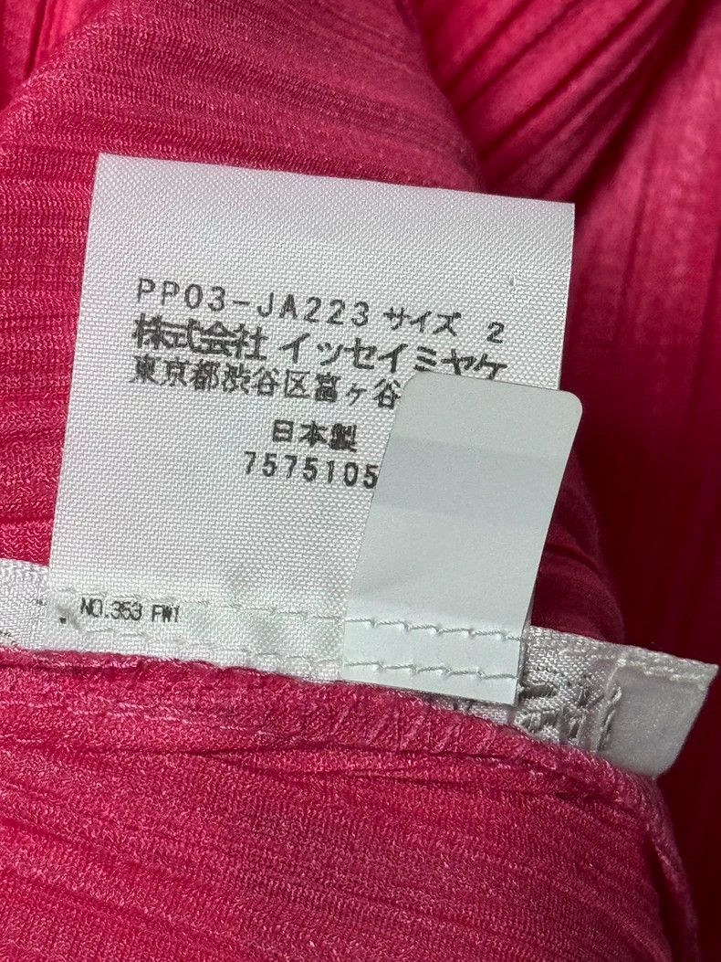 Issey Miyake Issey Miyake size:2 Watermelon red pleated cardigan Size XS / US 0-2 / IT 36-38 - 4 Thumbnail