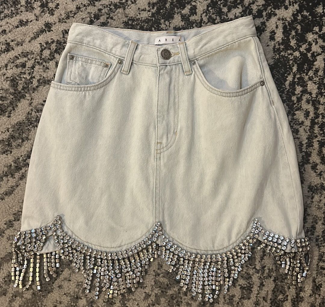 Area NYC AREA Scalloped Crystal-embellished Denim Mini Skirt Size 27" / US 4 / IT 40 - 2 Thumbnail