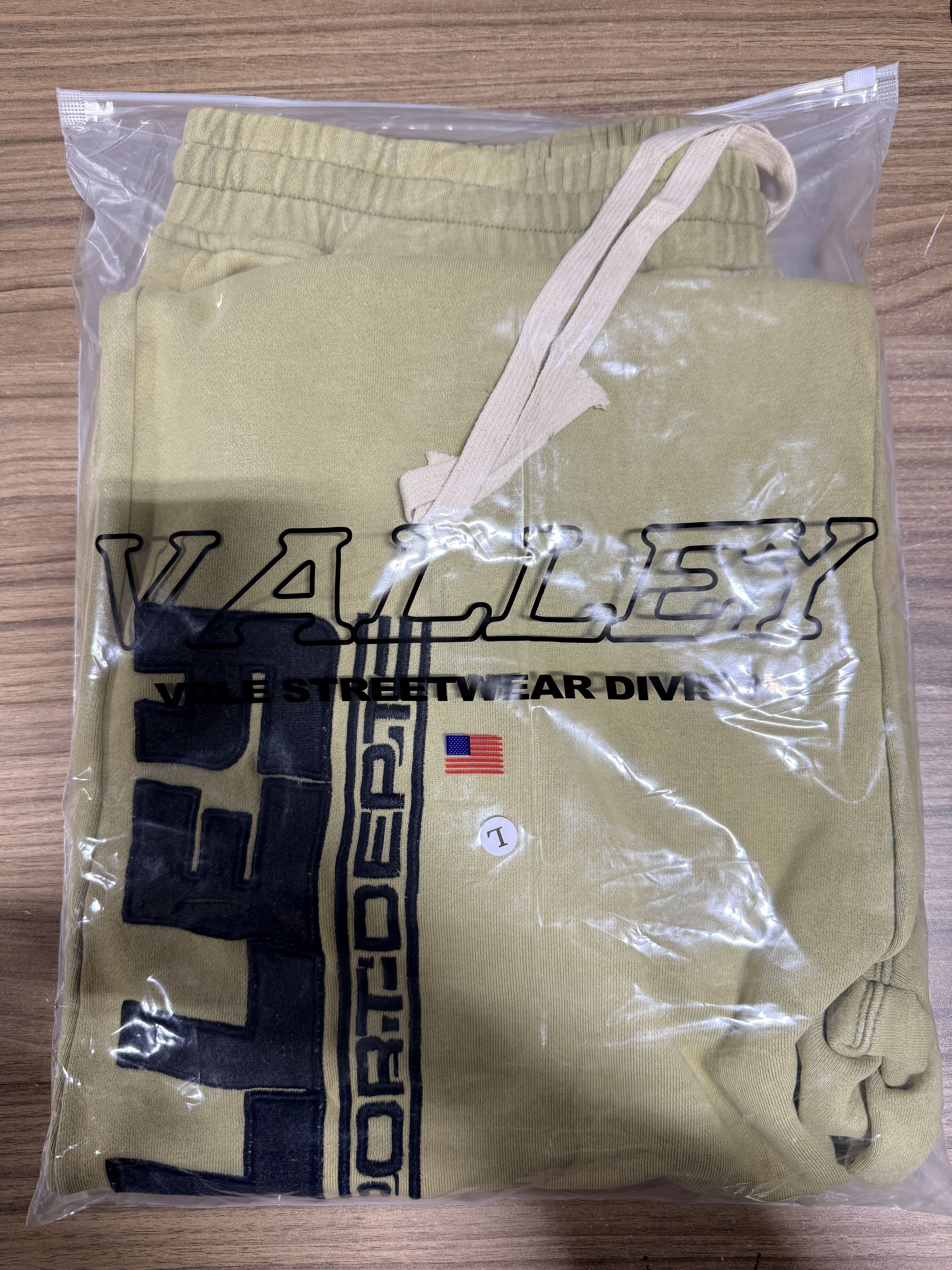Other 🔥🔥Vale Forever Sports Sweats Pant Yellow Size L Size US 36 / EU 52 - 3 Thumbnail