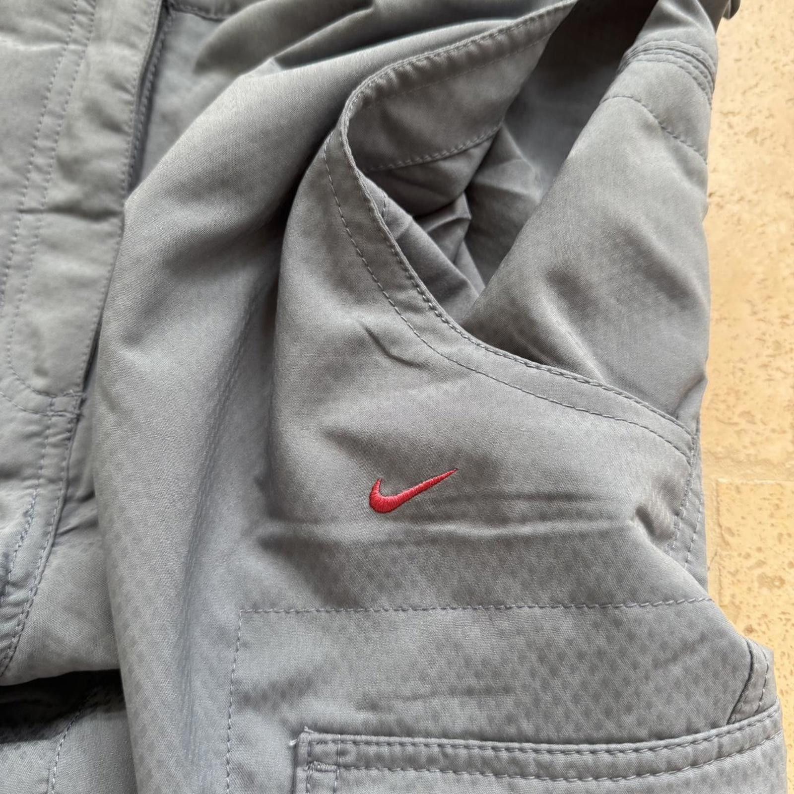 Nike Nike grey cargo pants Size US 30 / EU 46 - 2 Thumbnail