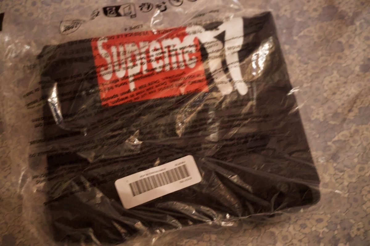 Supreme Supreme stick tee black size large Size US L / EU 52-54 / 3 - 2 Thumbnail