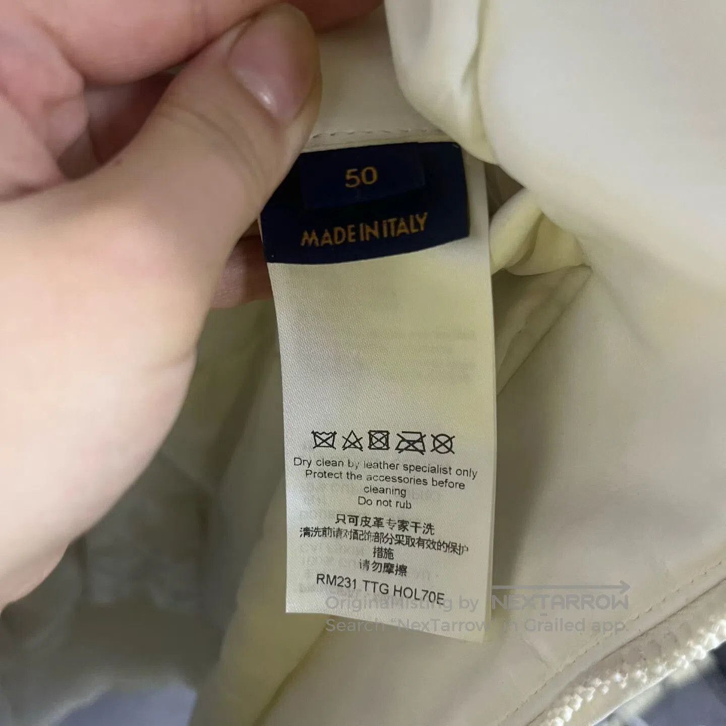 Louis Vuitton Louis Vuitton White Embossed Leather Jacket. Size US M / EU 48-50 / 2 - 3 Thumbnail