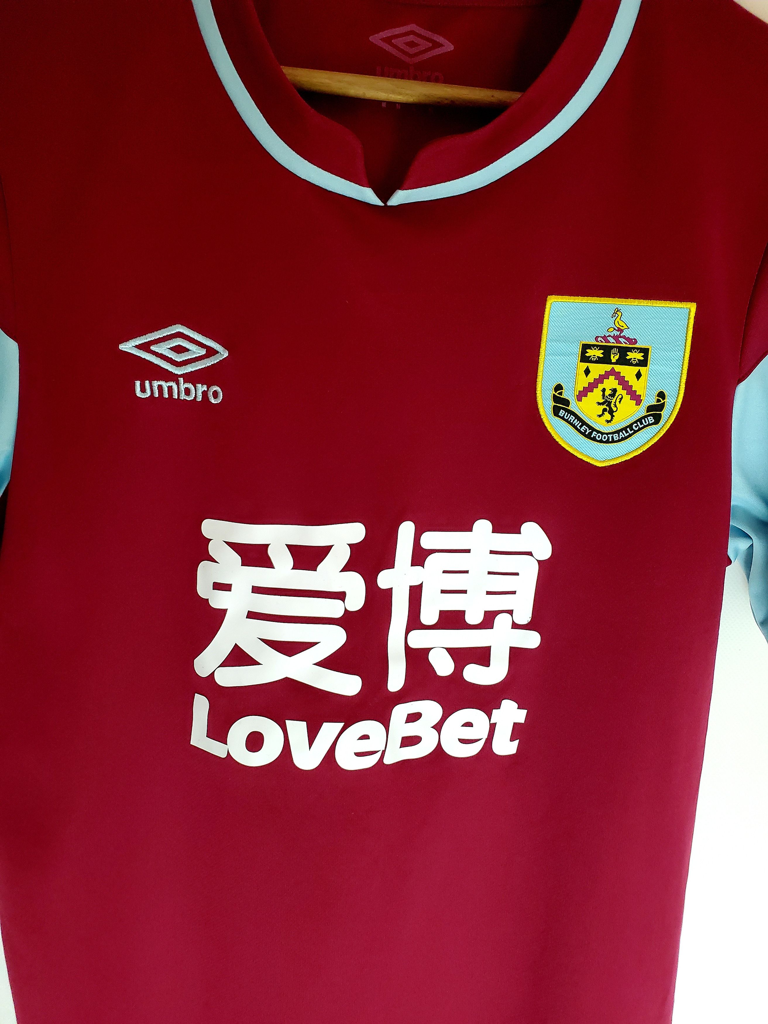Umbro BURNLEY 2019/20 HOME Umbro soccer jersey perfect condition M Size US M / EU 48-50 / 2 - 2 Thumbnail
