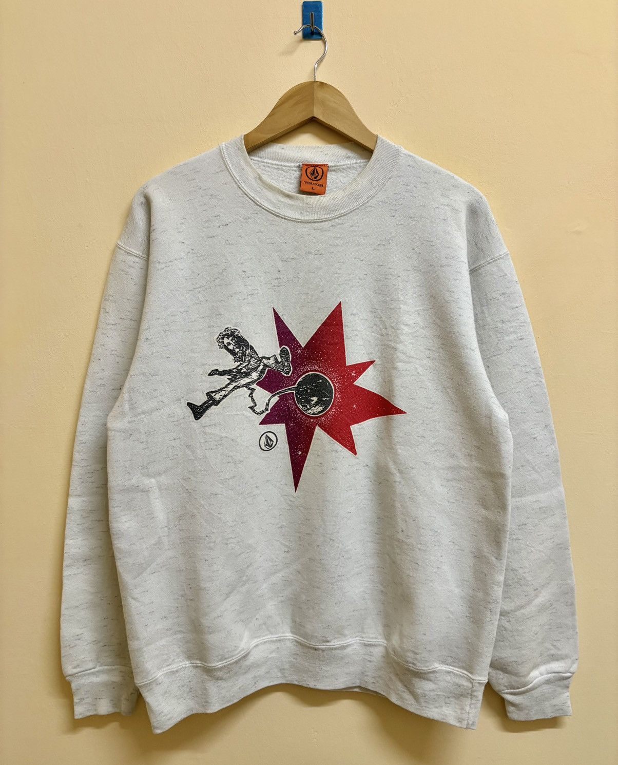 Vintage Vintage 90s Rare Volcom Skateboard Sweatshirt Size US L / EU 52-54 / 3 - 1 Thumbnail