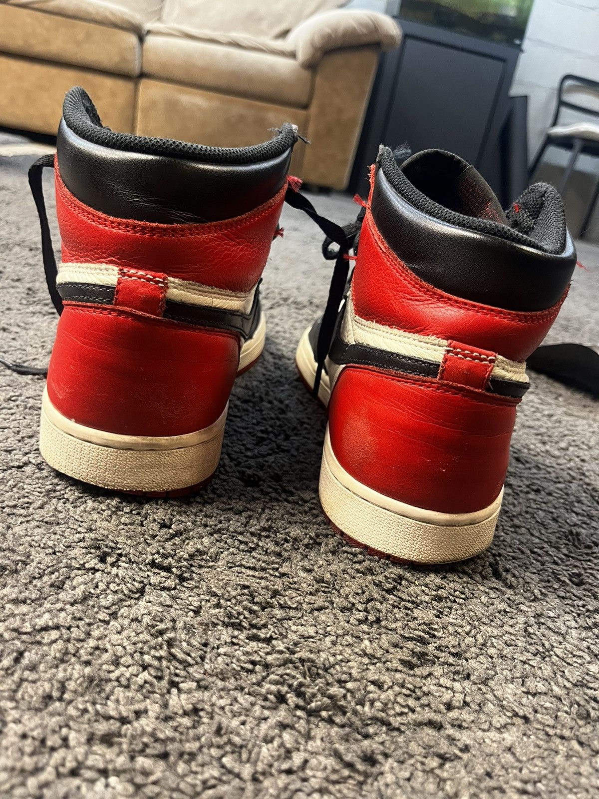Jordan Brand Air Jordan 1 Retro High Bred Size US 10.5 / EU 43-44 - 5 Thumbnail