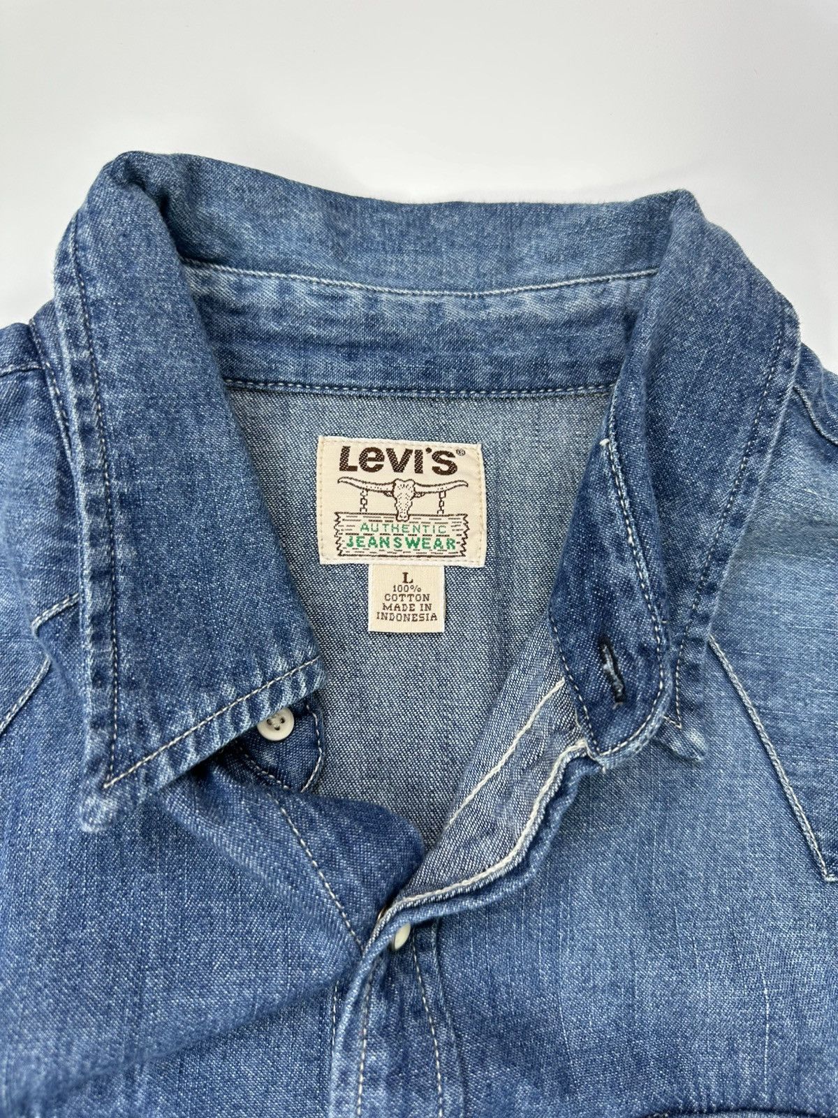 Levi's Vintage Levis Snap Shirt Denim Blue Size US L / EU 52-54 / 3 - 8 Thumbnail