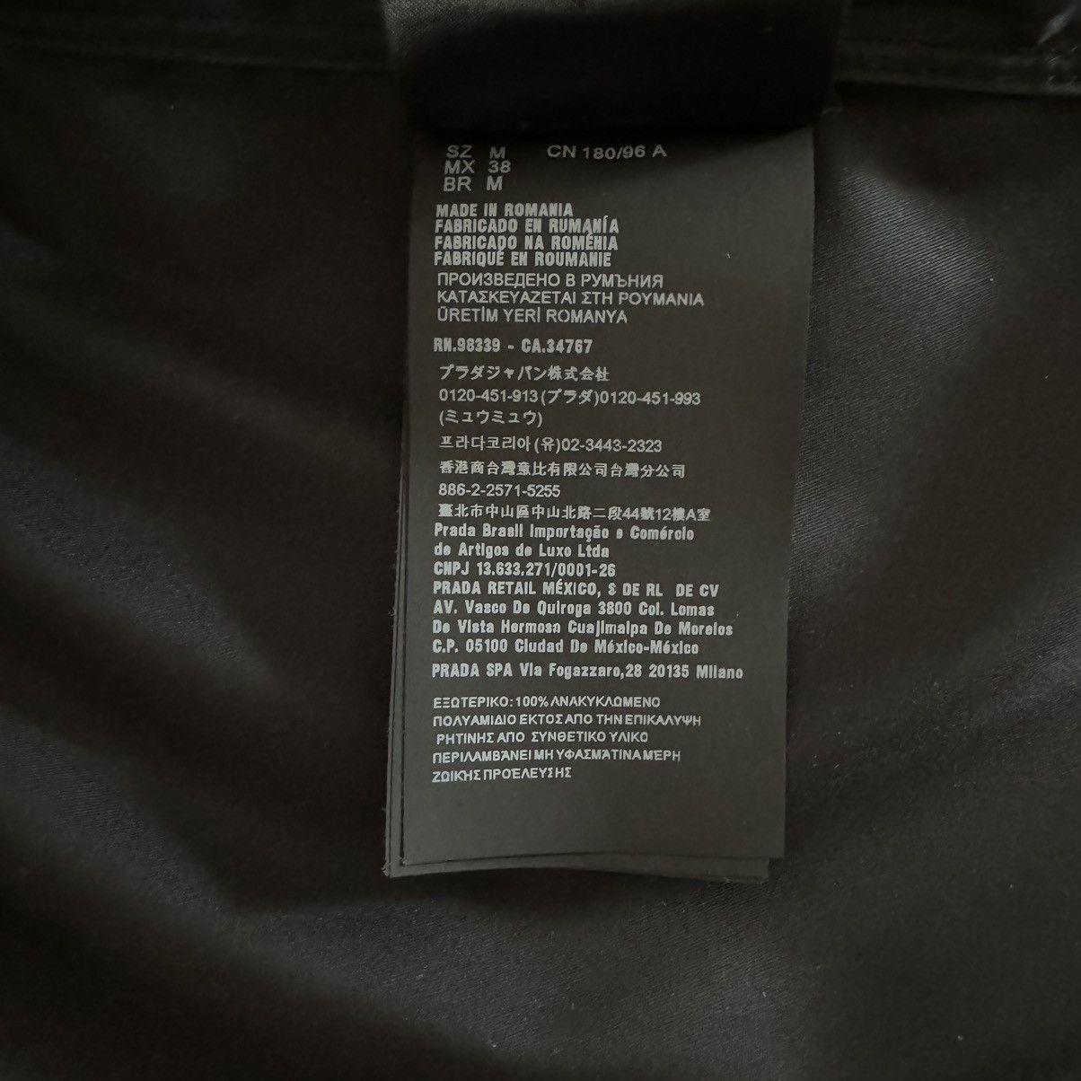 Prada Re-Nylon short-sleeved shirt Size US M / EU 48-50 / 2 - 8 Thumbnail