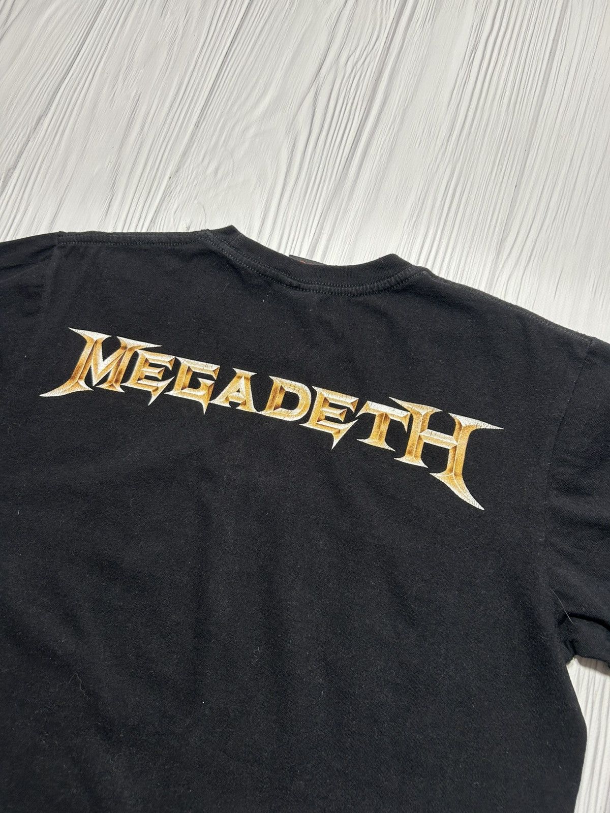 Band Tees Rare Megadeth Arsenal Of Megadeth Album T-Shirt Size M Size US M / EU 48-50 / 2 - 13 Thumbnail