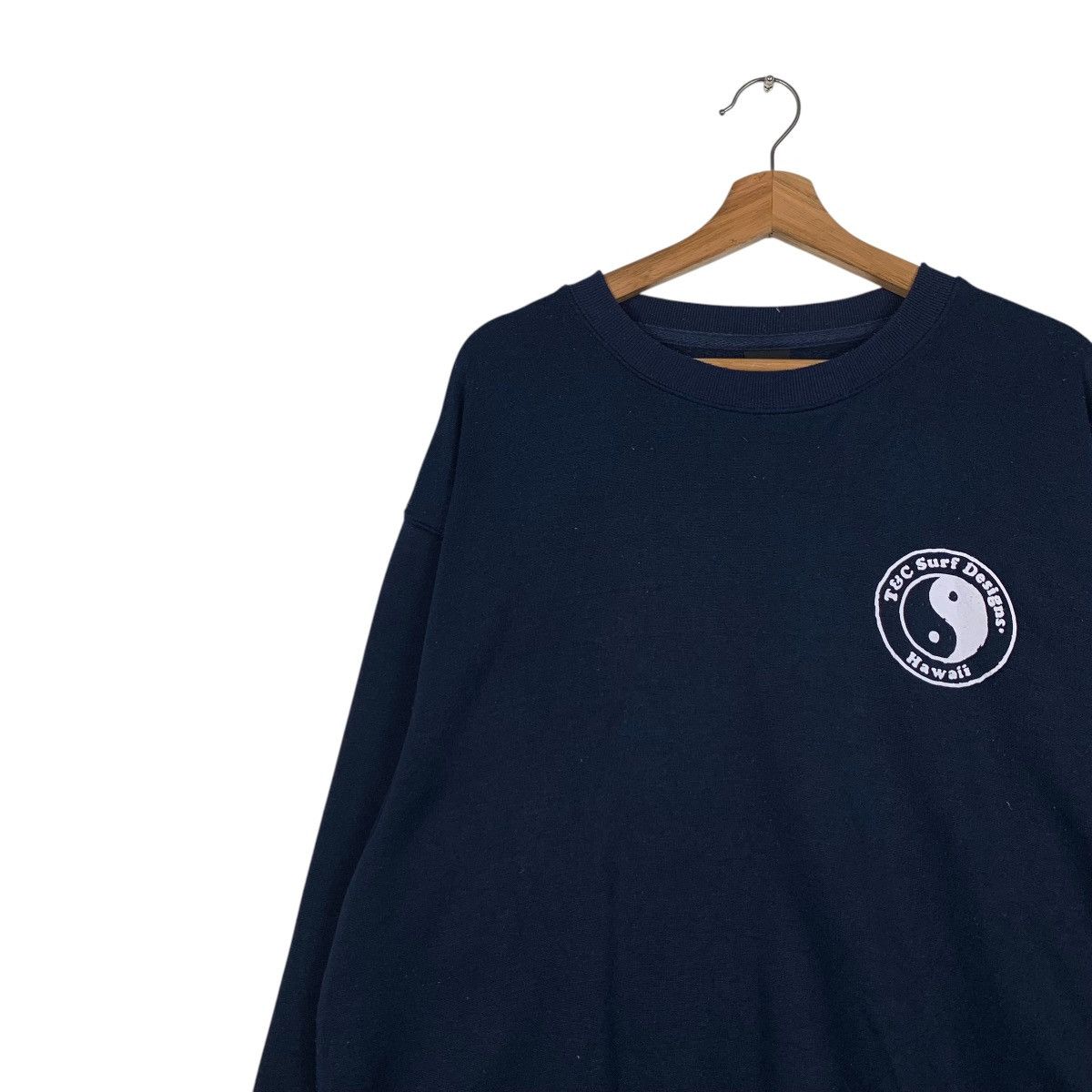 Japanese Brand T&C SURF Designs Hawaii Logo Surfing Sweatshirt #2047-C89 Size US XL / EU 56 / 4 - 7 Thumbnail