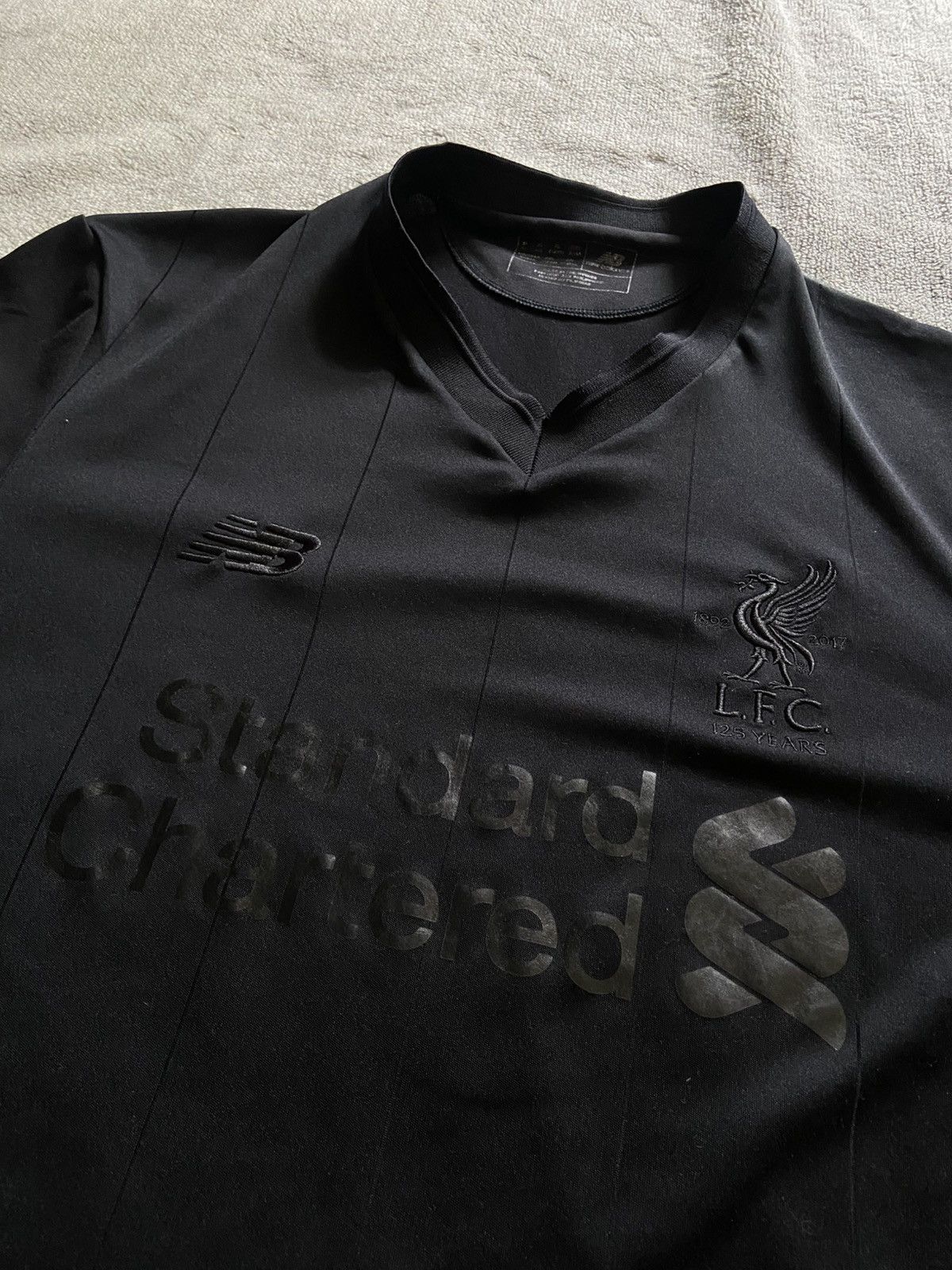 Designer × New Balance Liverpool 17 125 anniversary Jersey blackout limited edition Size US XL / EU 56 / 4 - 2 Thumbnail