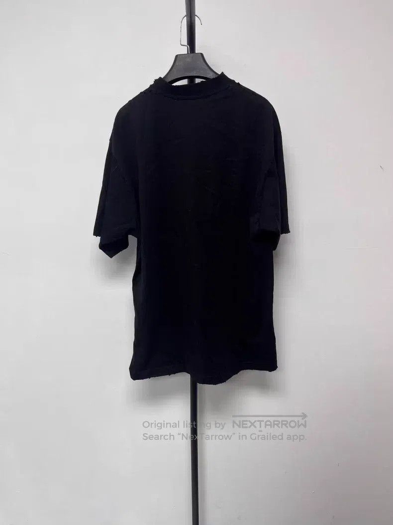 Balenciaga Balenciaga Letter Disk Print Round Neck Short Sleeve T-Shi Size US S / EU 44-46 / 1 - 2 Thumbnail