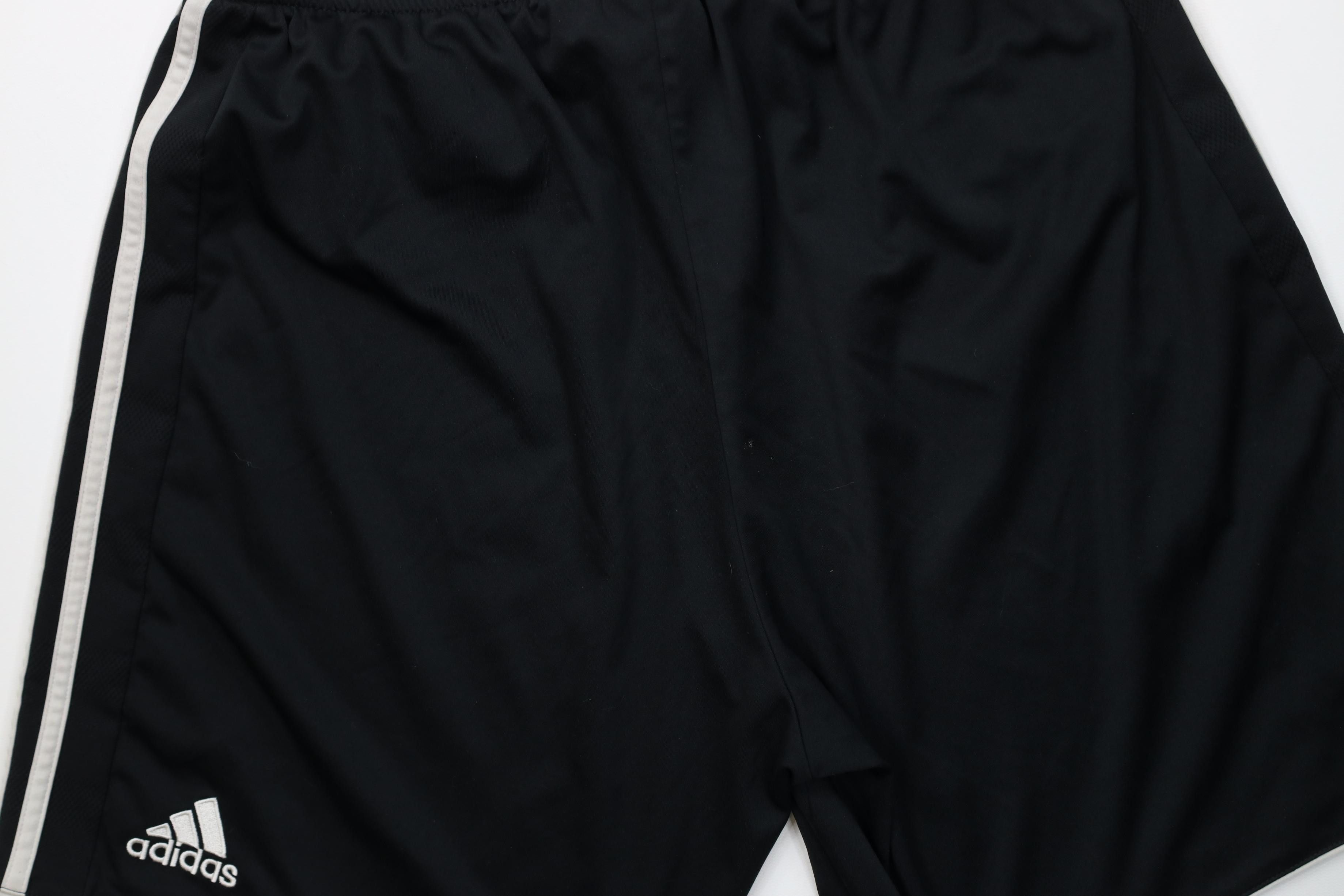 Adidas Vintage Y2K Adidas Running Jogging Soccer Shorts Black Size US 34 / EU 50 - 9 Thumbnail