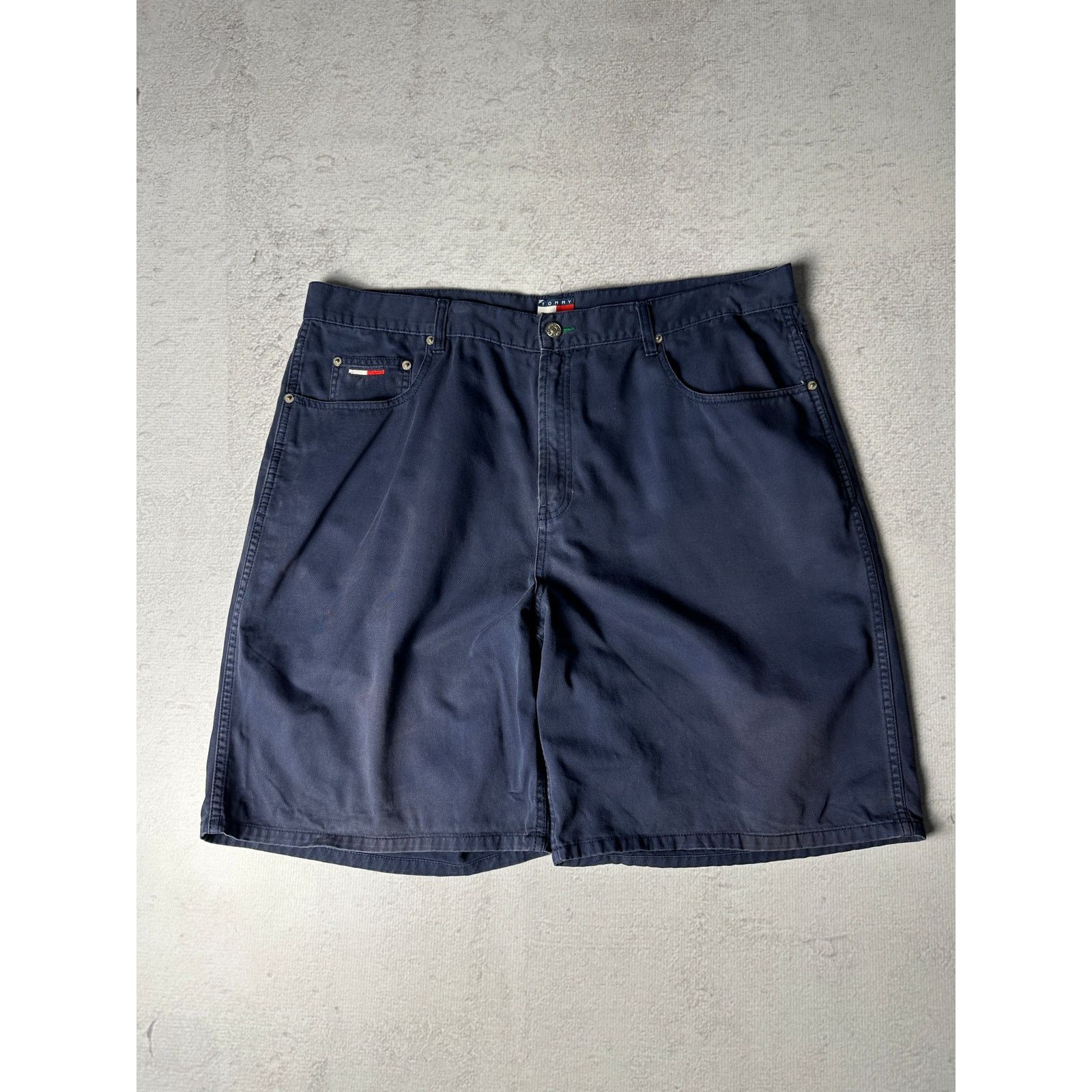 Tommy Hilfiger Vintage Tommy Hilfiger Chino Shorts For Men - 42 Size Size US 42 / EU 58 - 1 Thumbnail