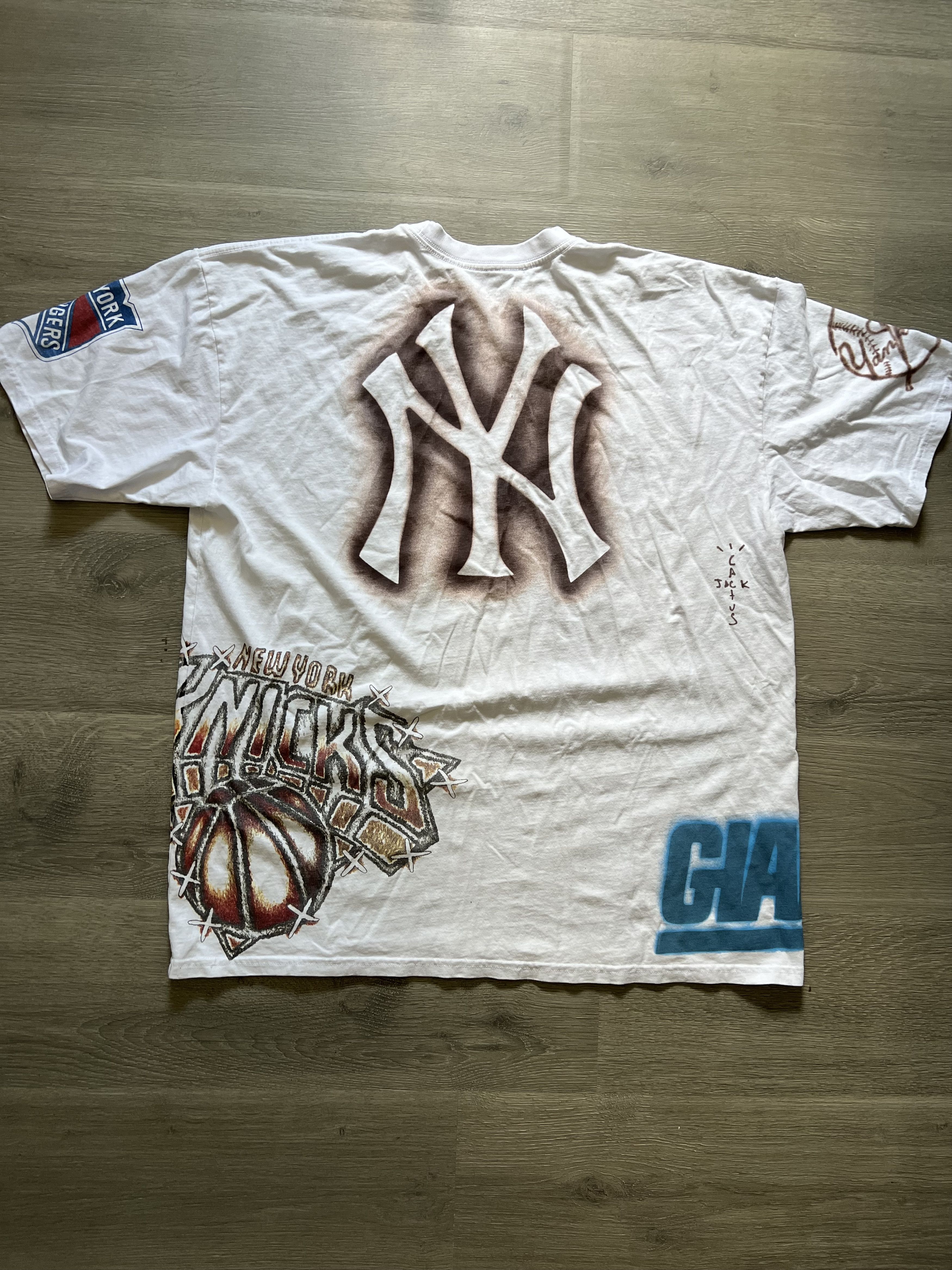 Travis Scott Travis Scott Fanatic Fest Exclusive MLB Tee Size US XXL / EU 58 / 5 - 3 Thumbnail