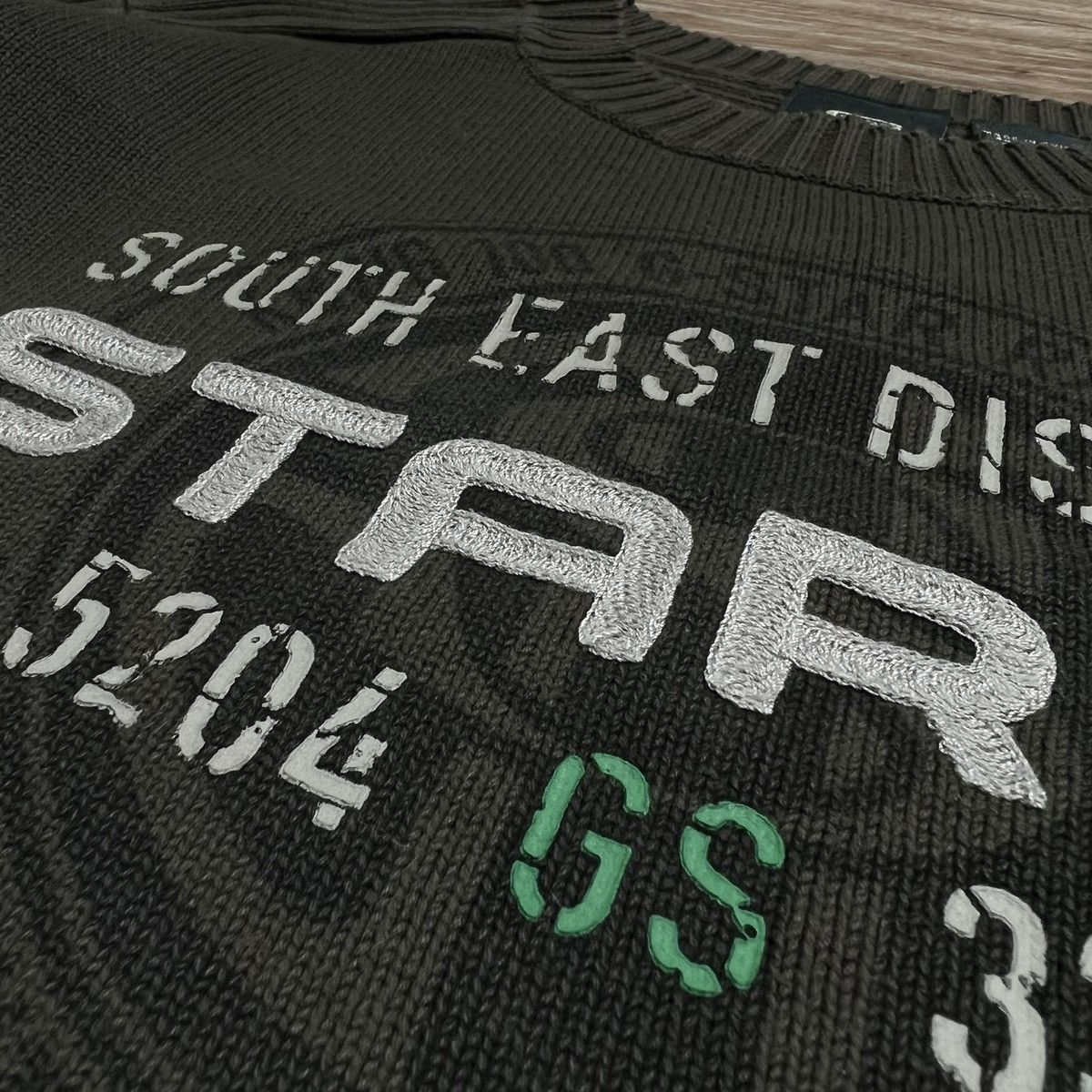 G-Star 00s G-Star Raw Vintage Avant Garde Knit Military Sweater Size US XL / EU 56 / 4 - 5 Thumbnail