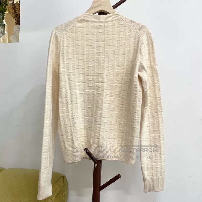 Hermes Hermes Off-White Crewneck Sweater Size XS / US 0-2 / IT 36-38 - 2 Thumbnail